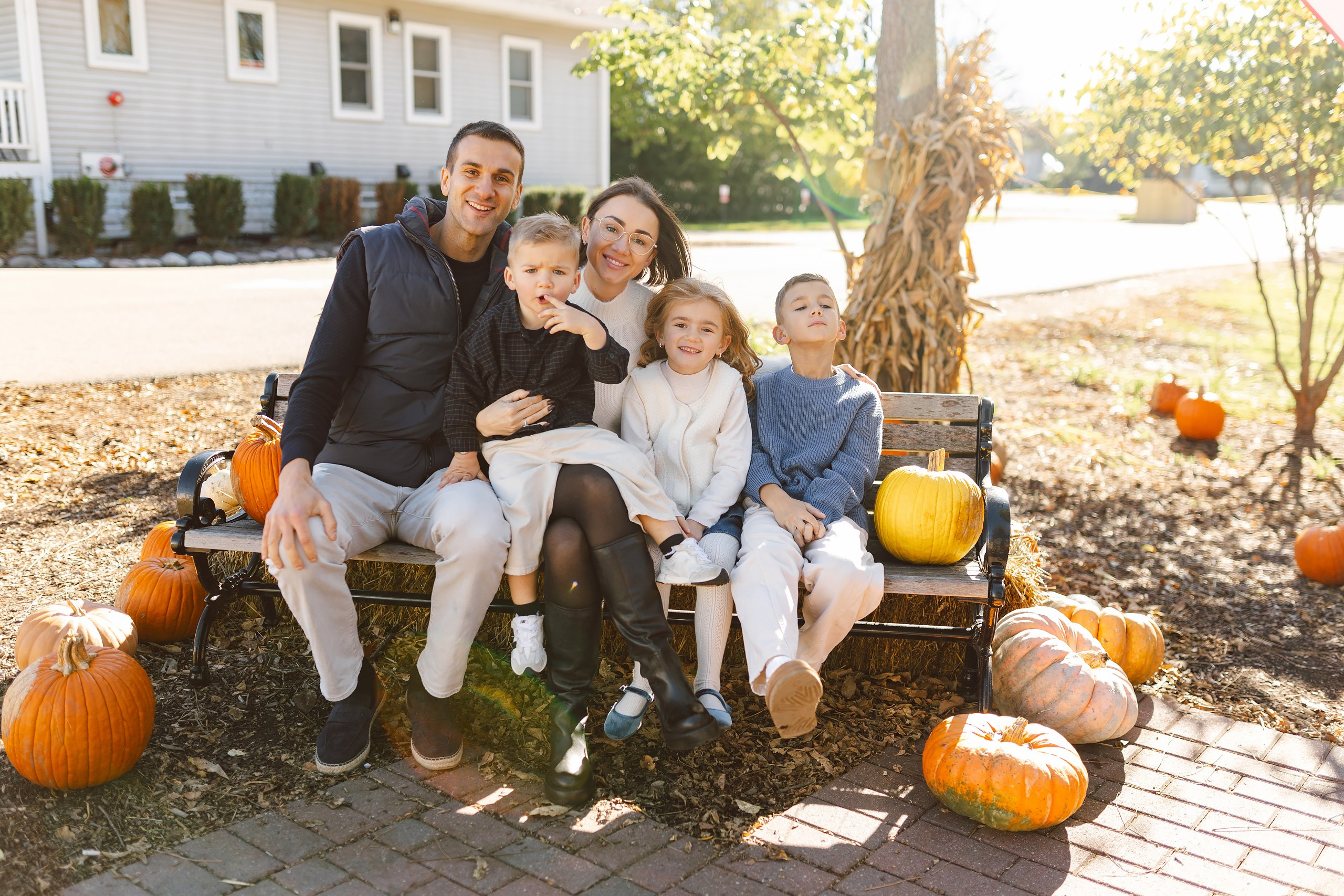 10.18.26 Family Photoshoot. Wedding family event photographer in Chicago Nick Yushevich