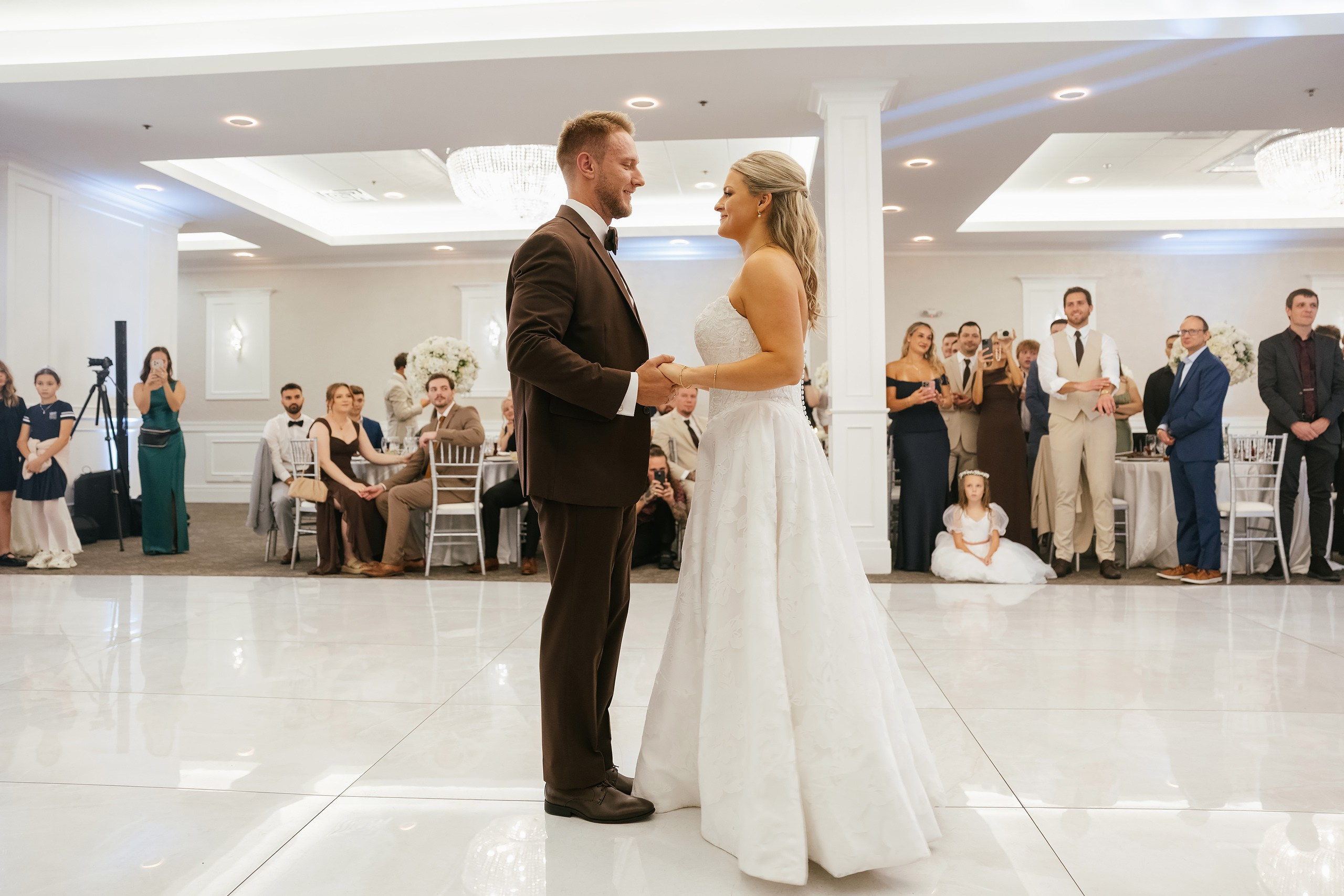 09.19.2026 Wedding. Wedding family event photographer in Chicago Nick Yushevich
