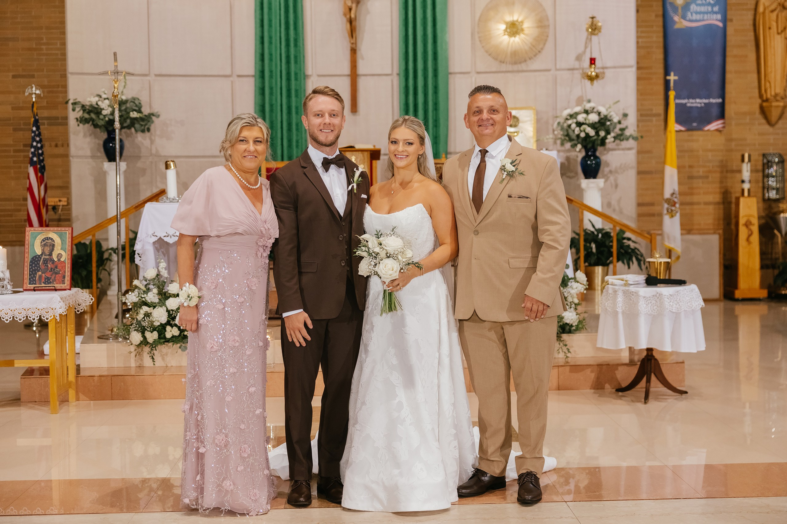 09.19.2026 Wedding. Wedding family event photographer in Chicago Nick Yushevich