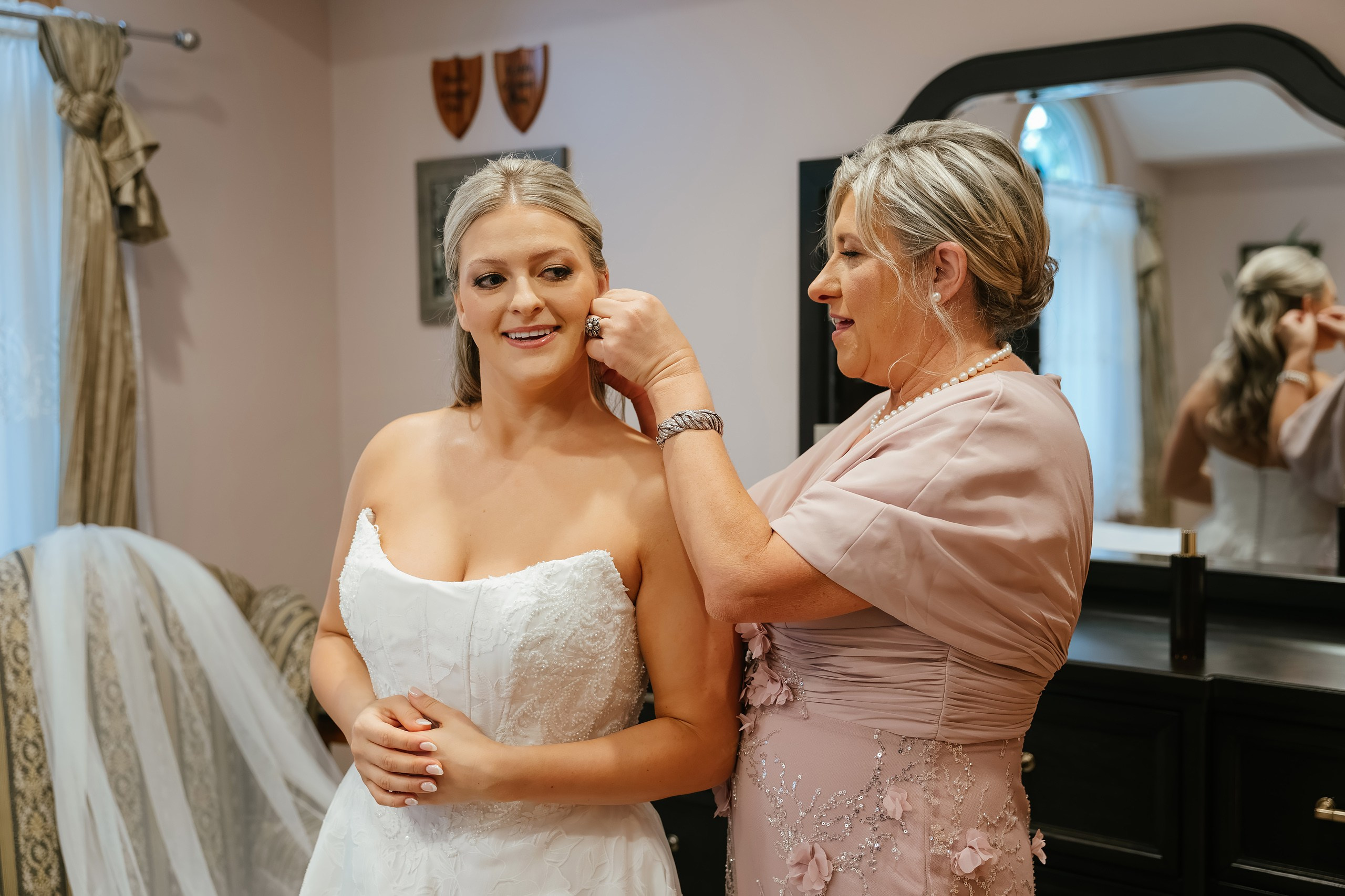 09.19.2026 Wedding. Wedding family event photographer in Chicago Nick Yushevich