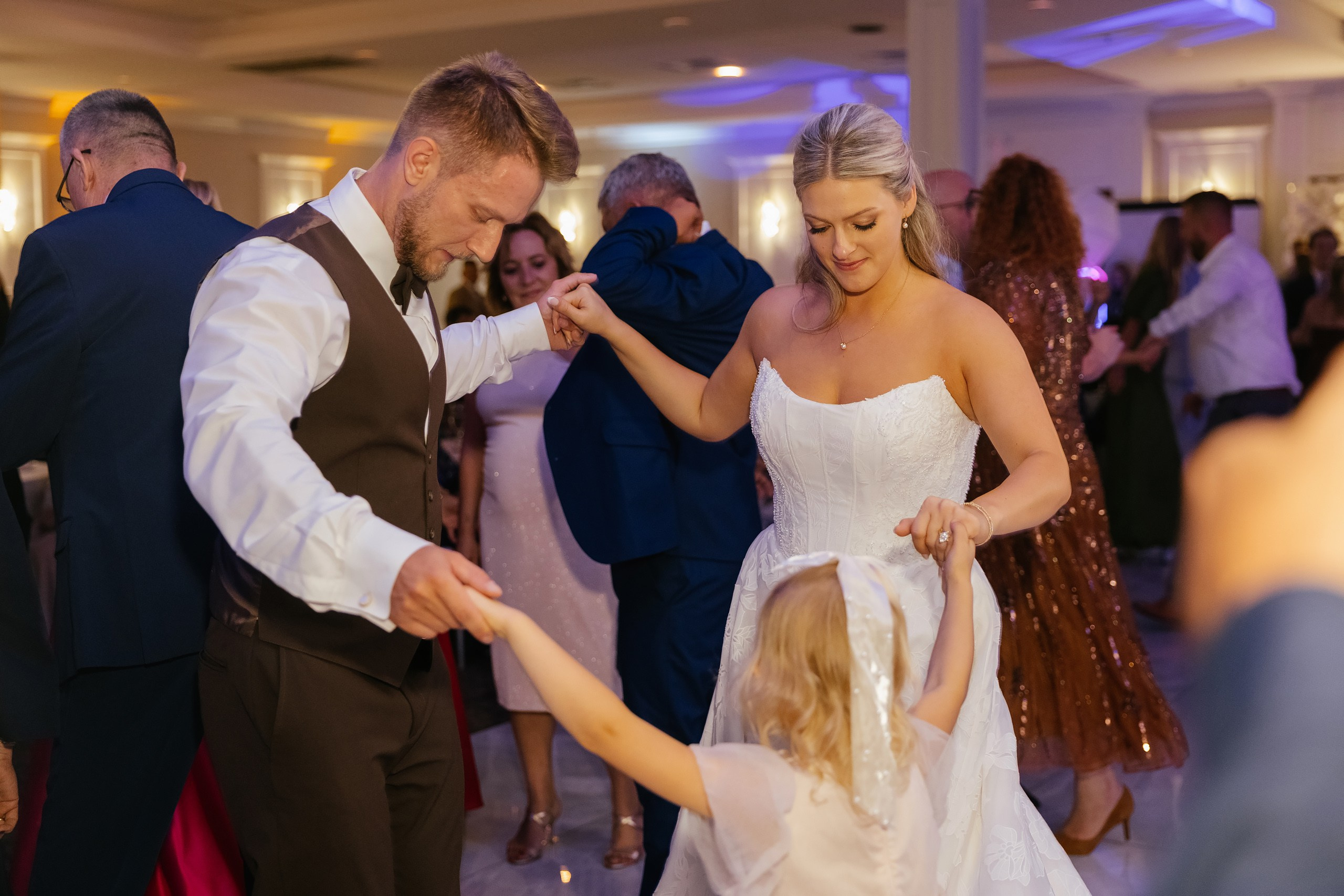 09.19.2026 Wedding. Wedding family event photographer in Chicago Nick Yushevich