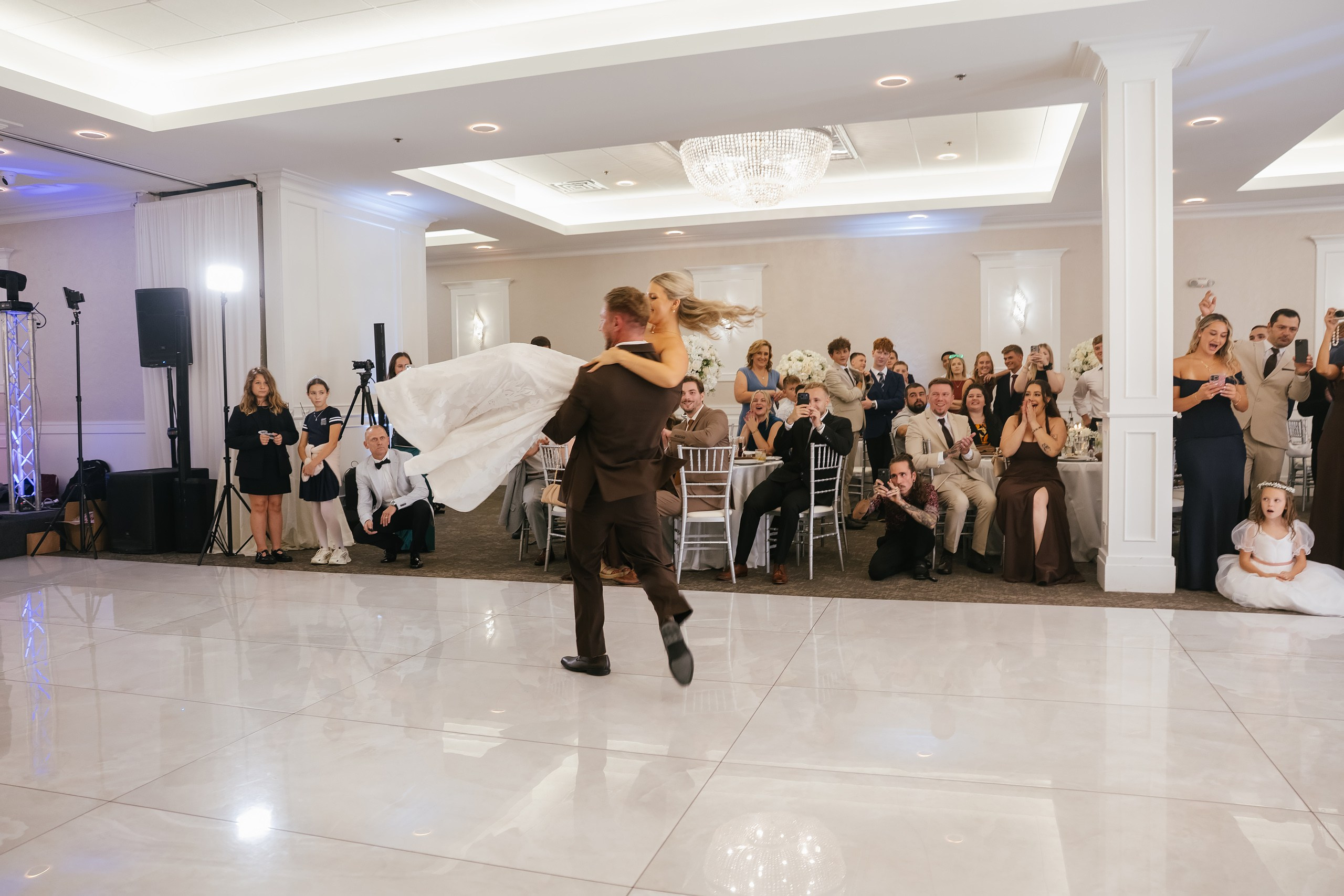 09.19.2026 Wedding. Wedding family event photographer in Chicago Nick Yushevich