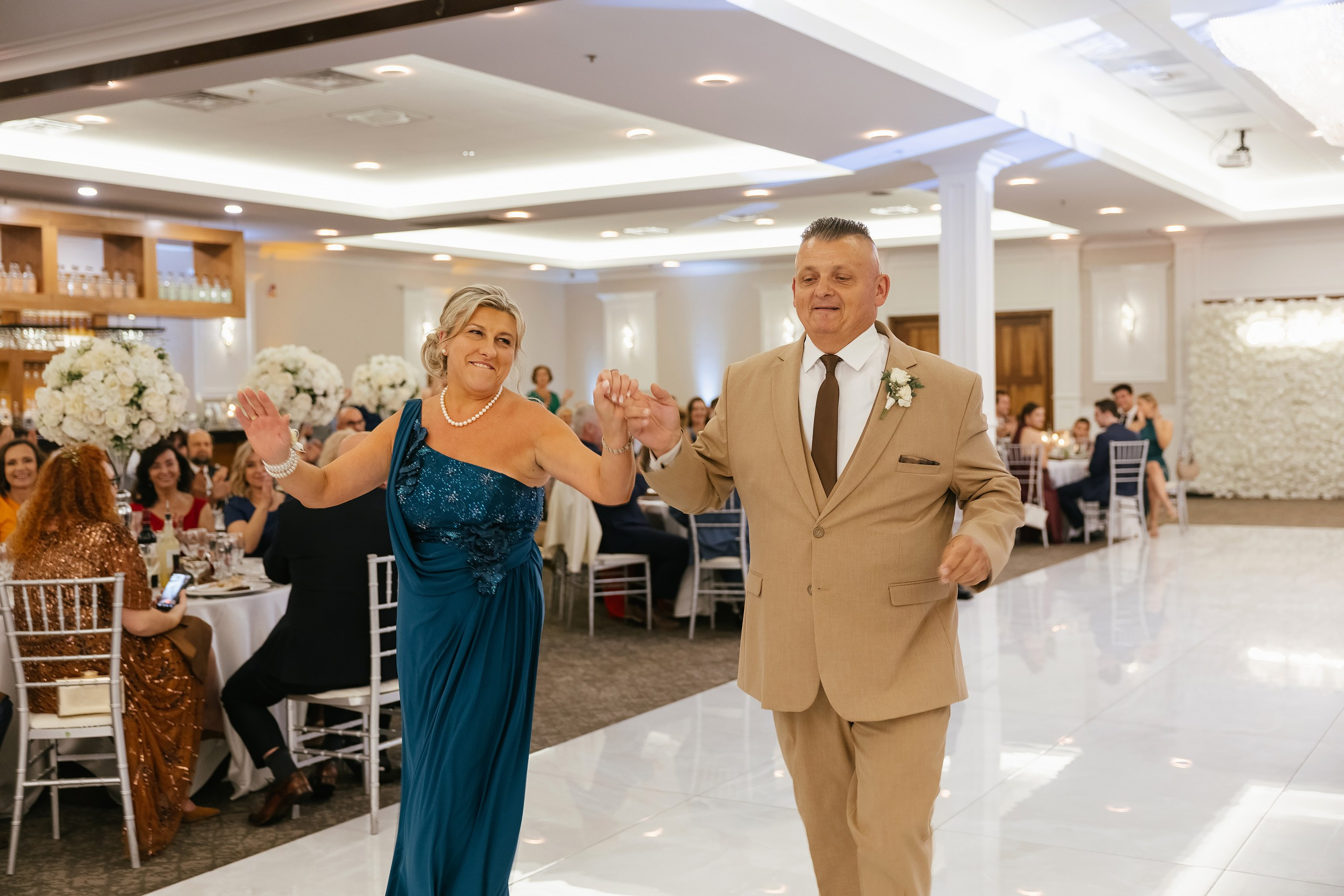 09.19.2026 Wedding. Wedding family event photographer in Chicago Nick Yushevich