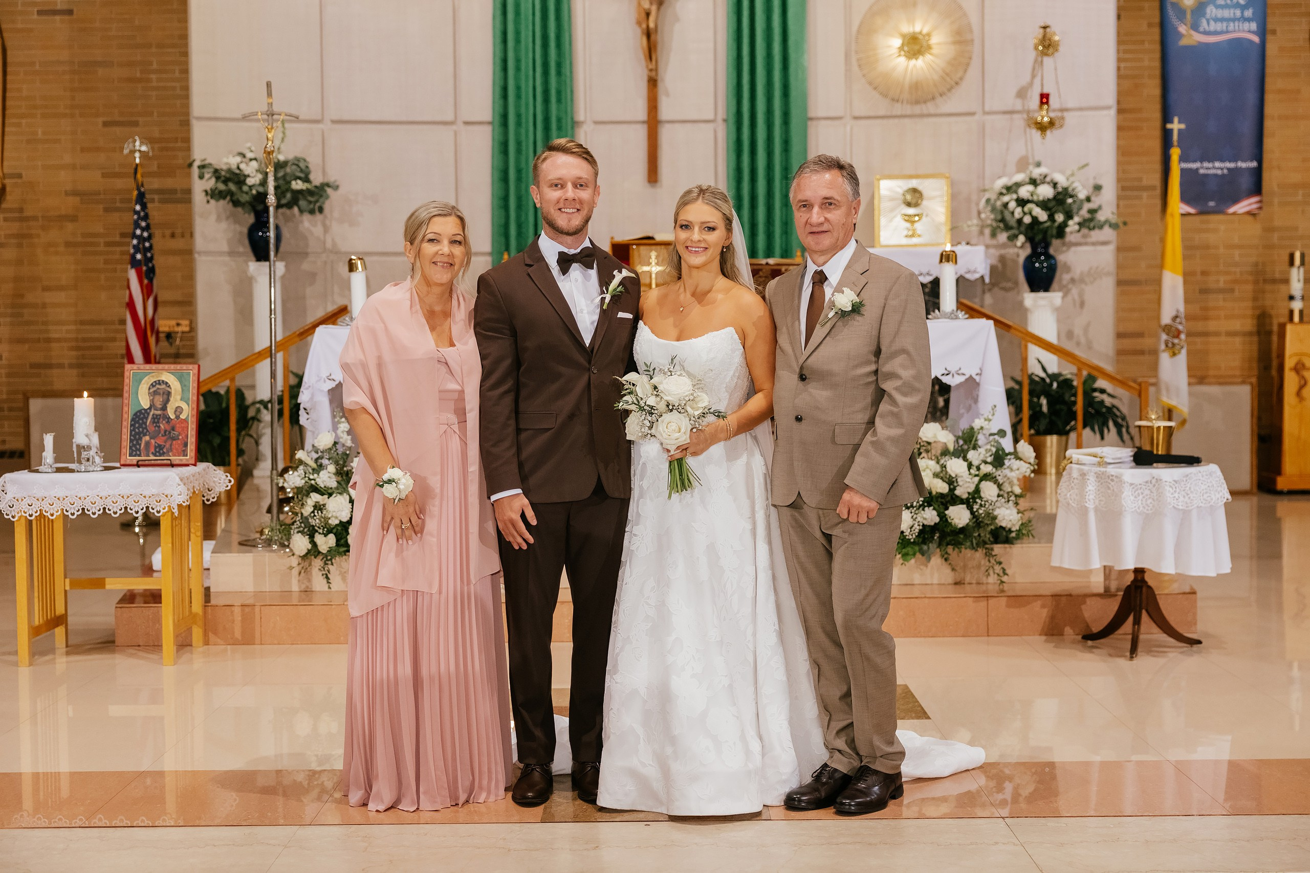 09.19.2026 Wedding. Wedding family event photographer in Chicago Nick Yushevich