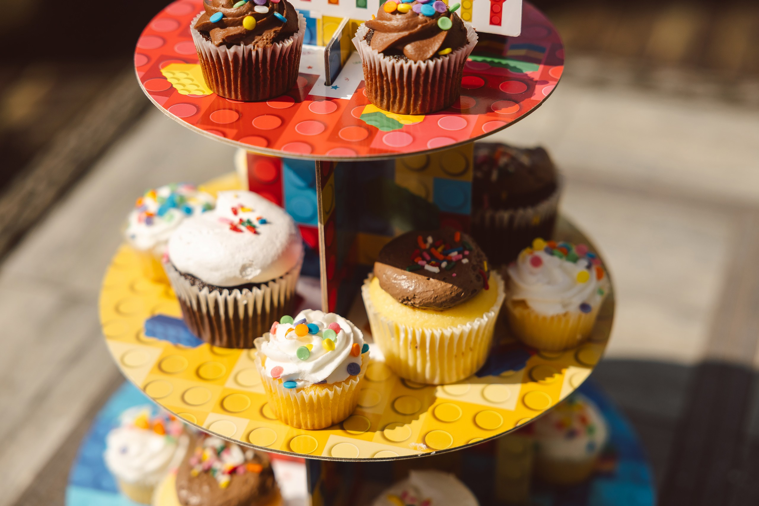 Birthday Party. Wedding family event photographer in Chicago Nick Yushevich