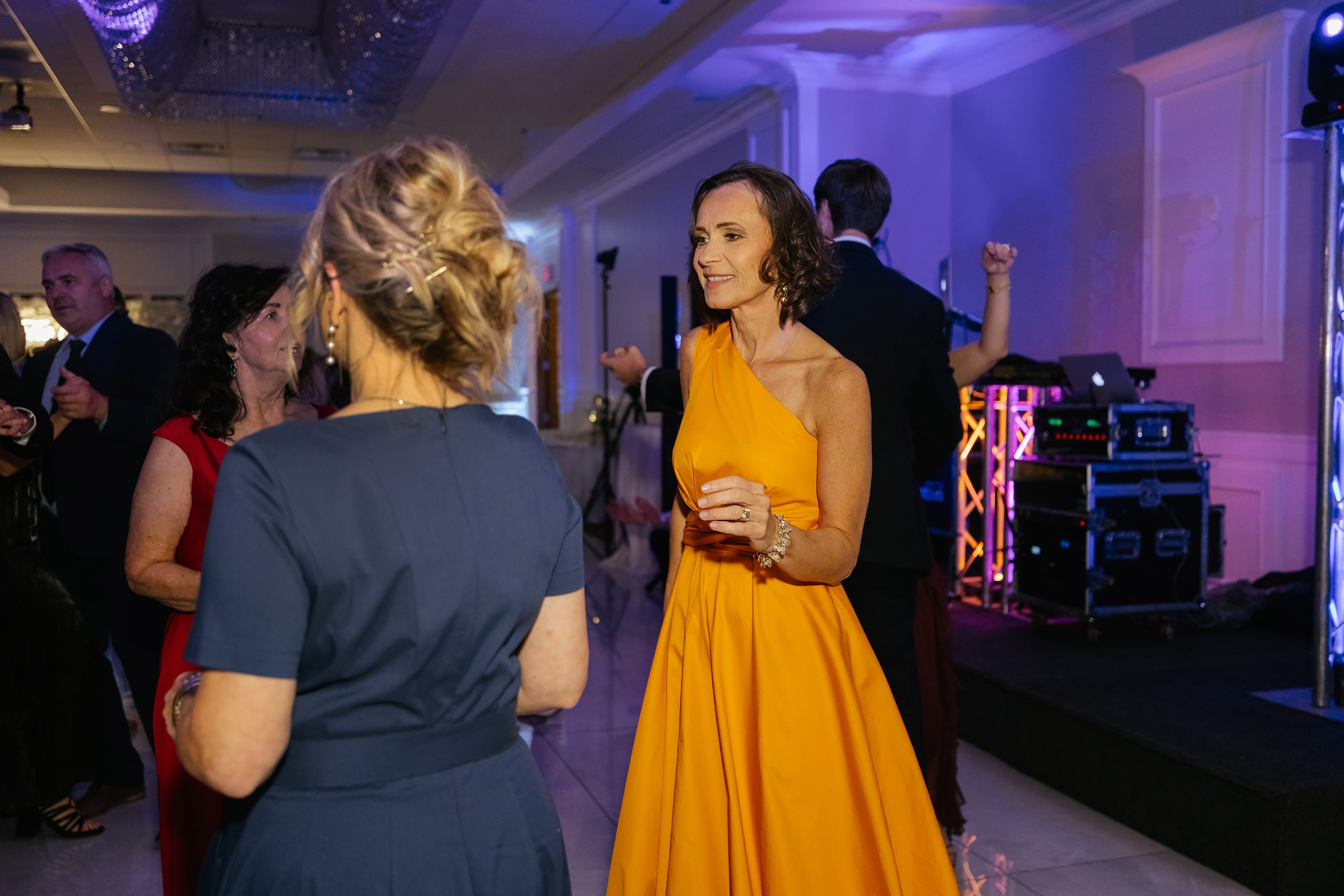09.19.2026 Wedding. Wedding family event photographer in Chicago Nick Yushevich