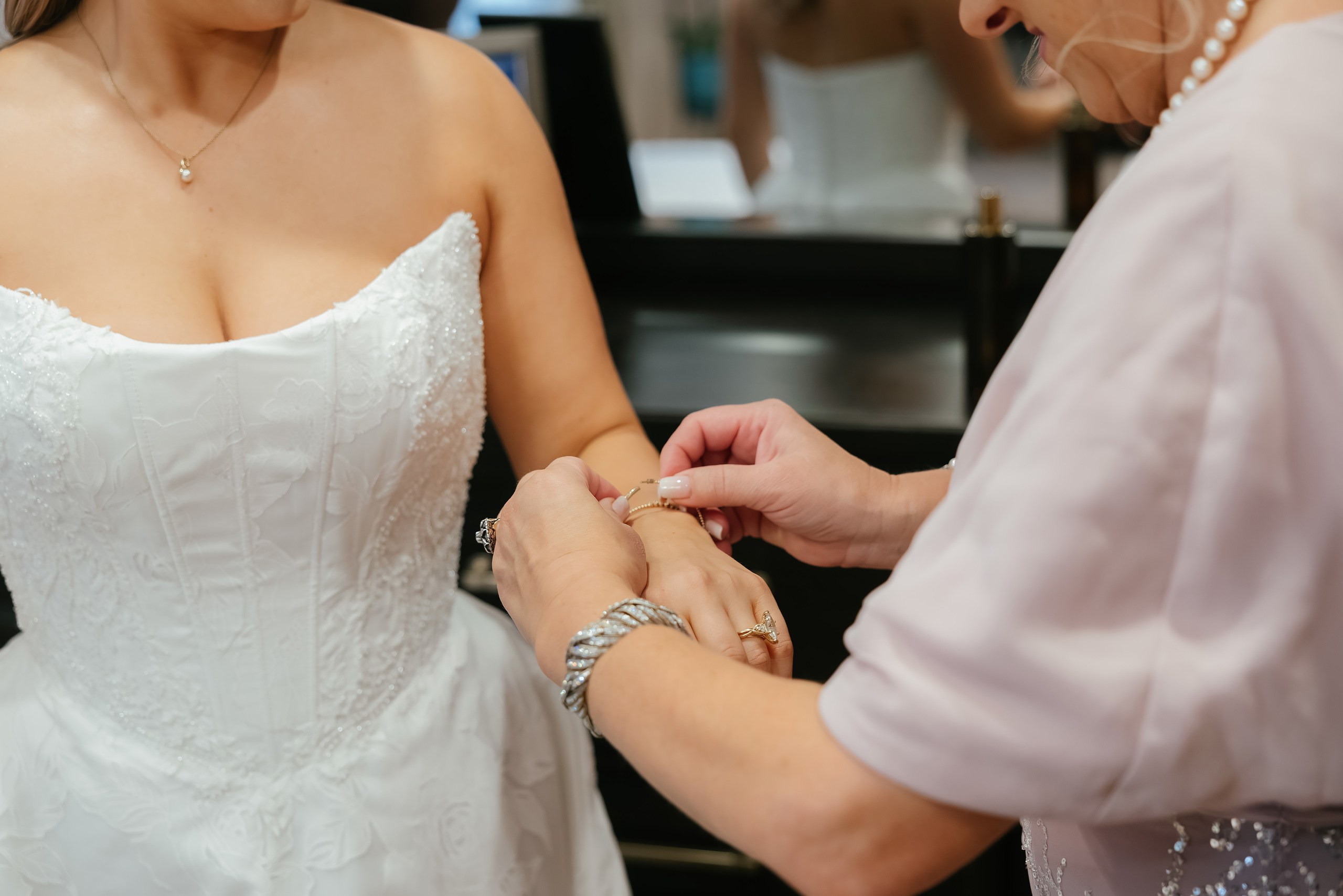 09.19.2026 Wedding. Wedding family event photographer in Chicago Nick Yushevich