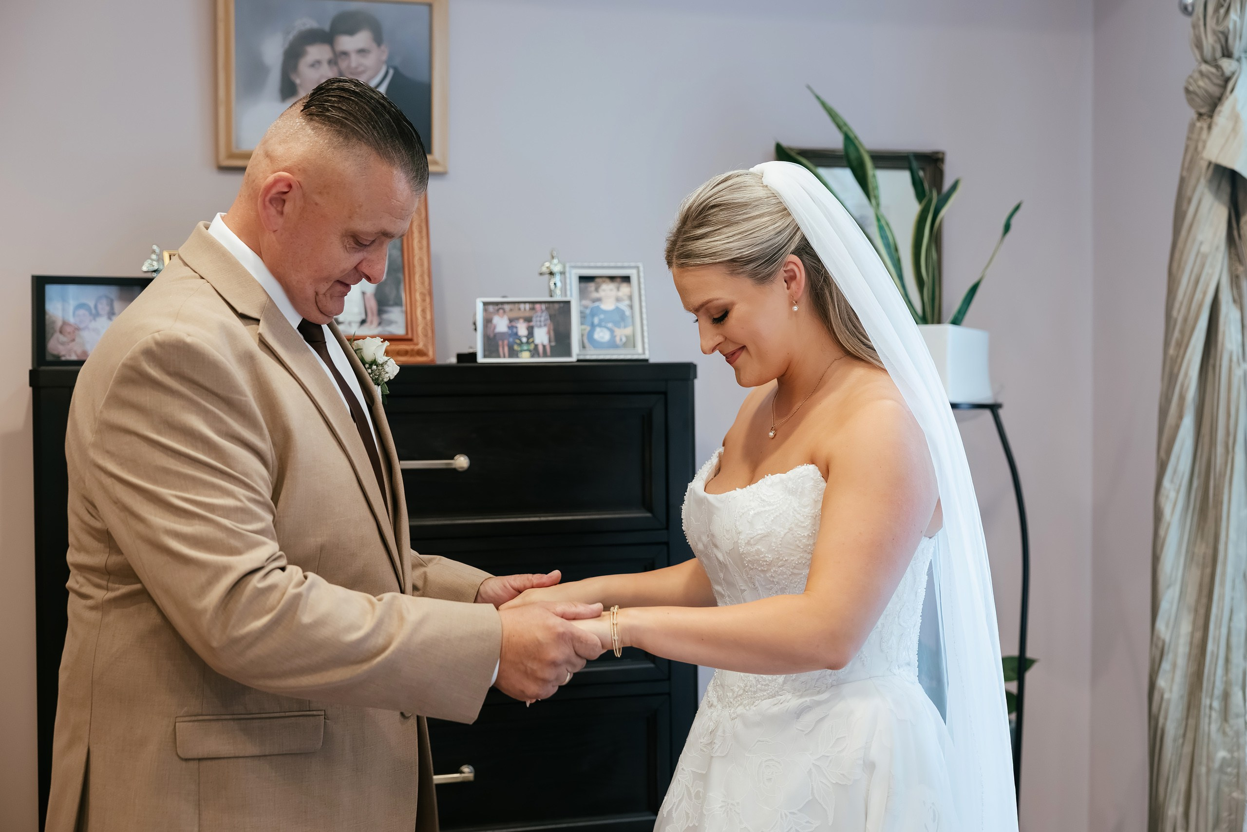 09.19.2026 Wedding. Wedding family event photographer in Chicago Nick Yushevich