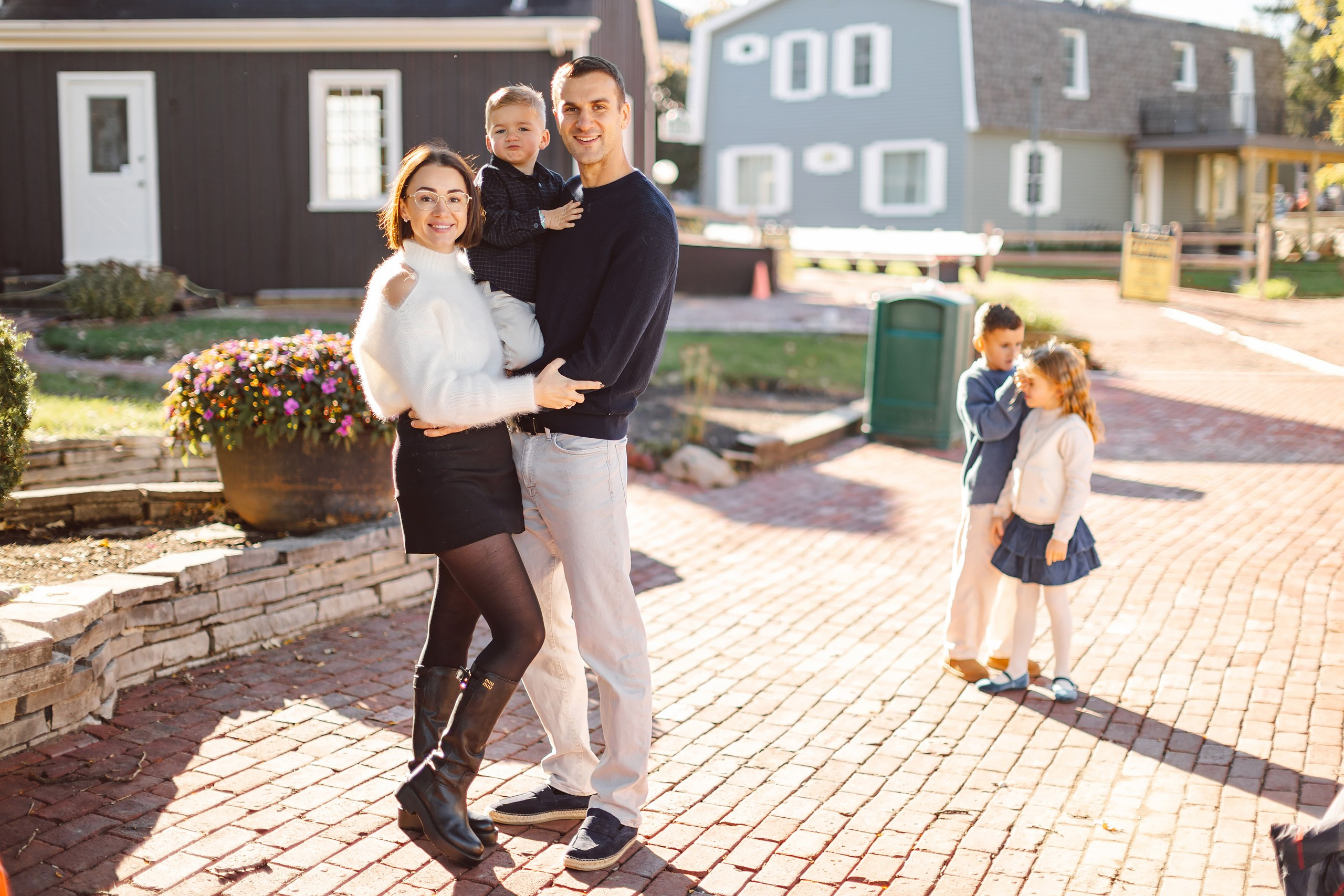 10.18.26 Family Photoshoot. Wedding family event photographer in Chicago Nick Yushevich