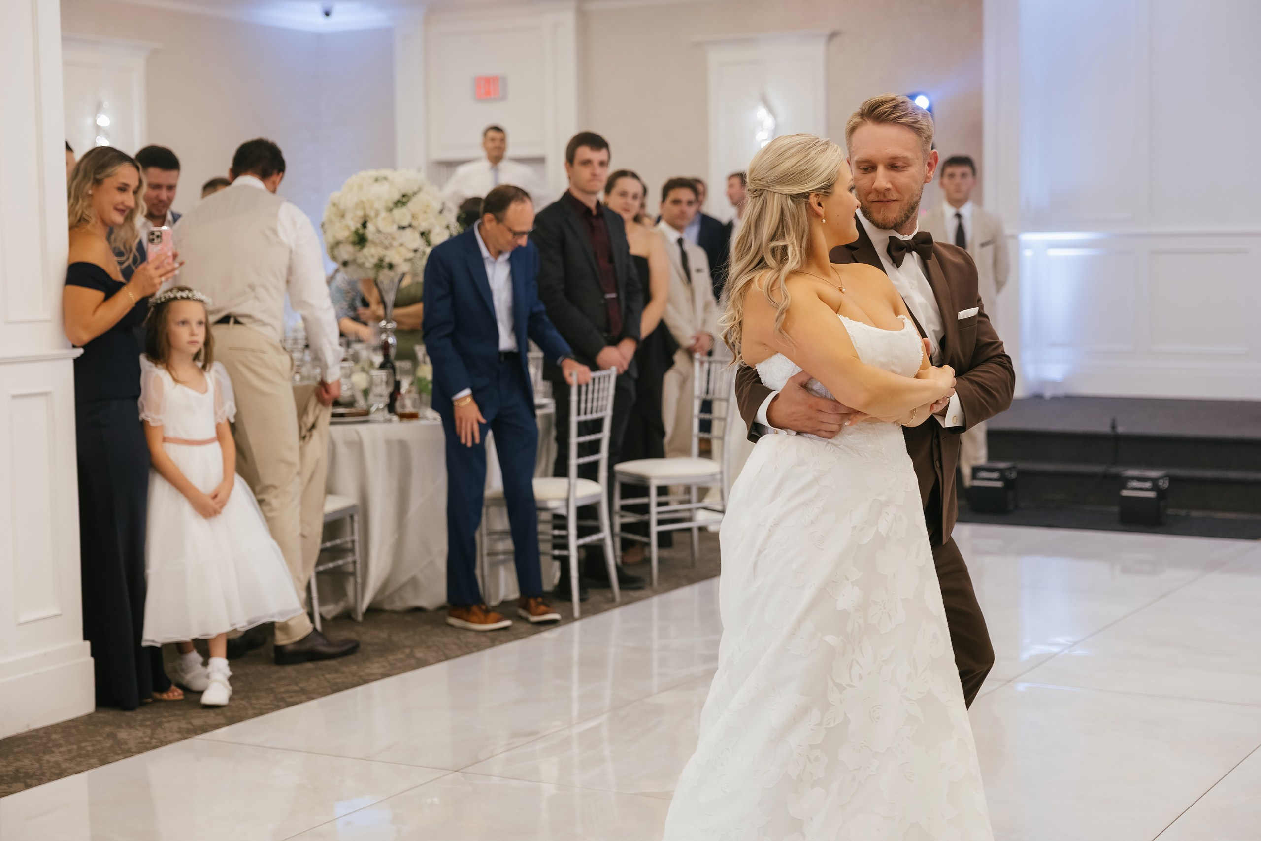 09.19.2026 Wedding. Wedding family event photographer in Chicago Nick Yushevich