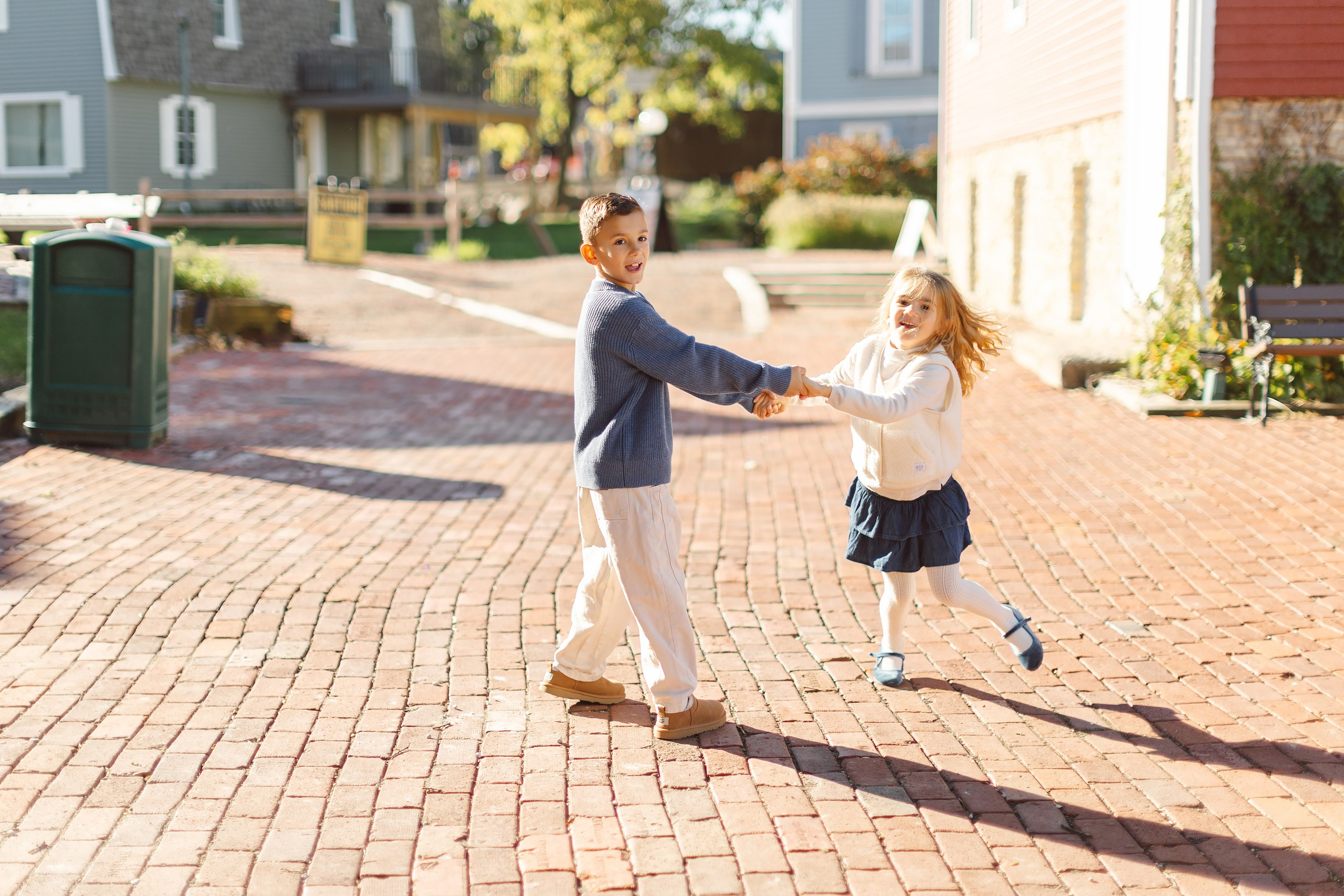 10.18.26 Family Photoshoot. Wedding family event photographer in Chicago Nick Yushevich