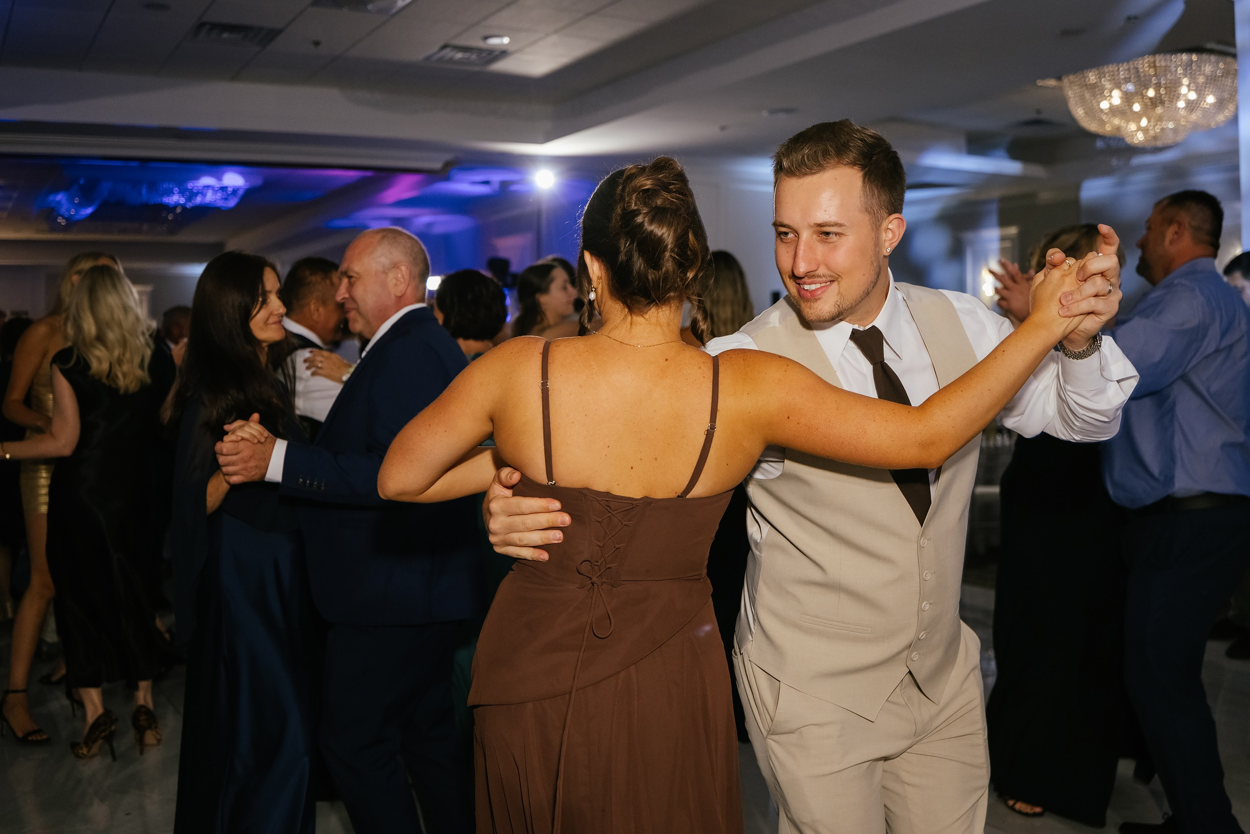 09.19.2026 Wedding. Wedding family event photographer in Chicago Nick Yushevich