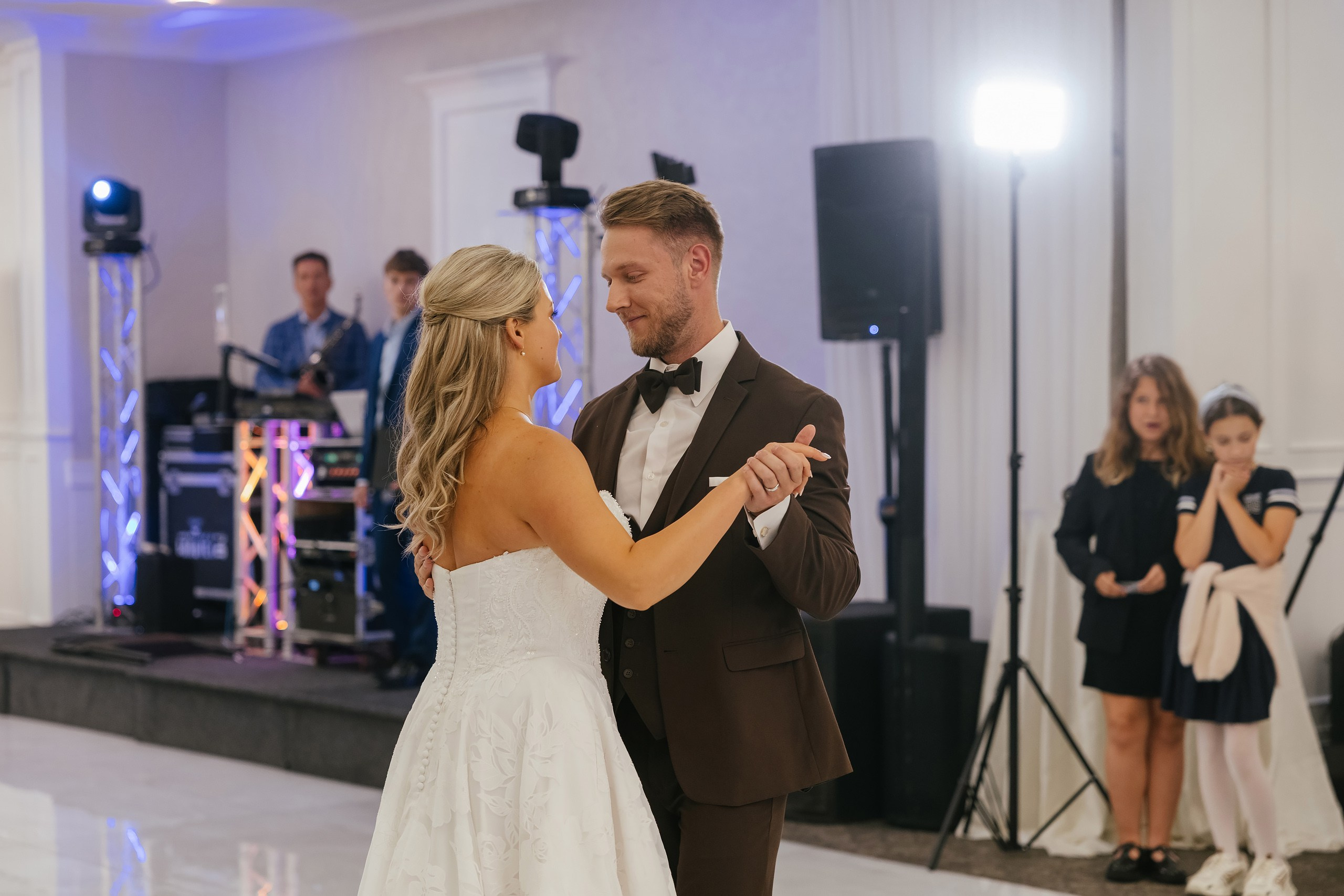 09.19.2026 Wedding. Wedding family event photographer in Chicago Nick Yushevich