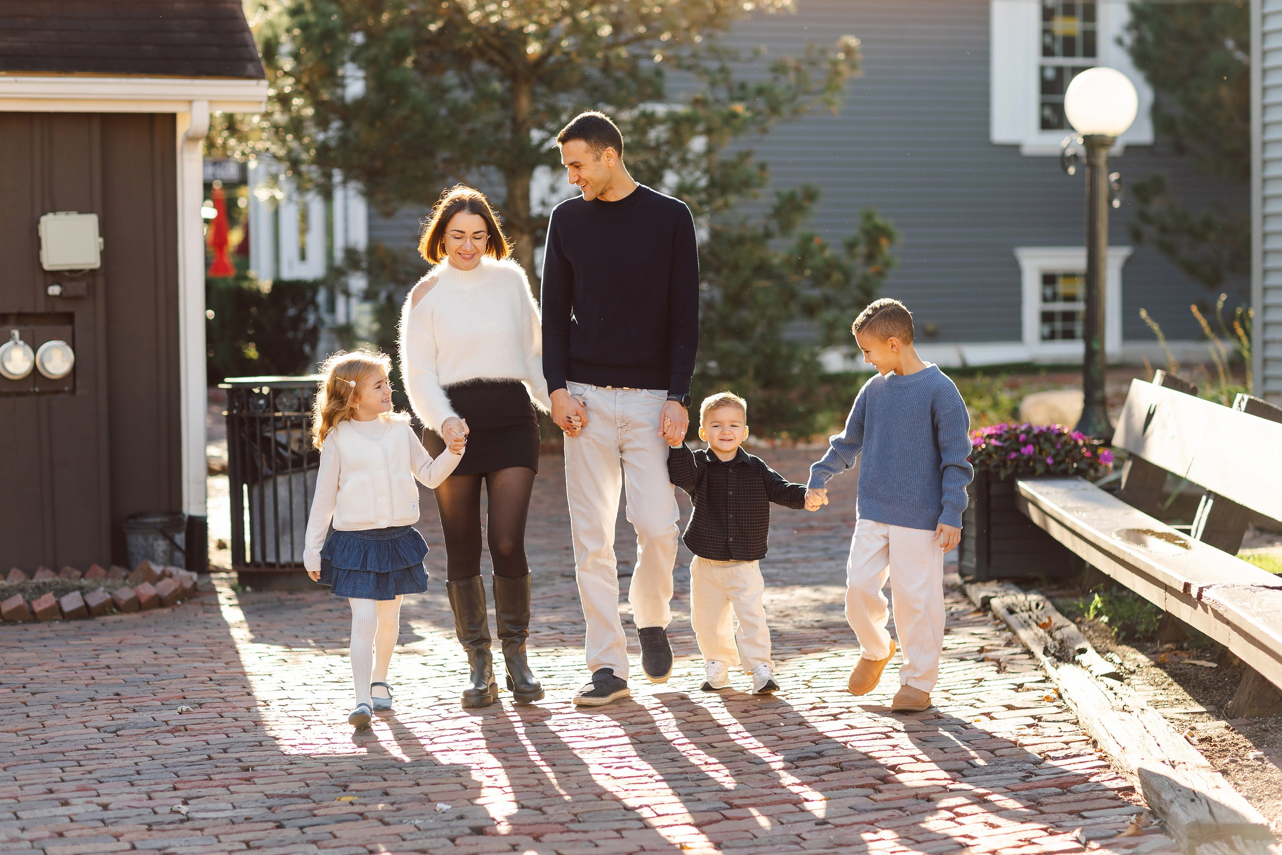 10.18.26 Family Photoshoot. Wedding family event photographer in Chicago Nick Yushevich
