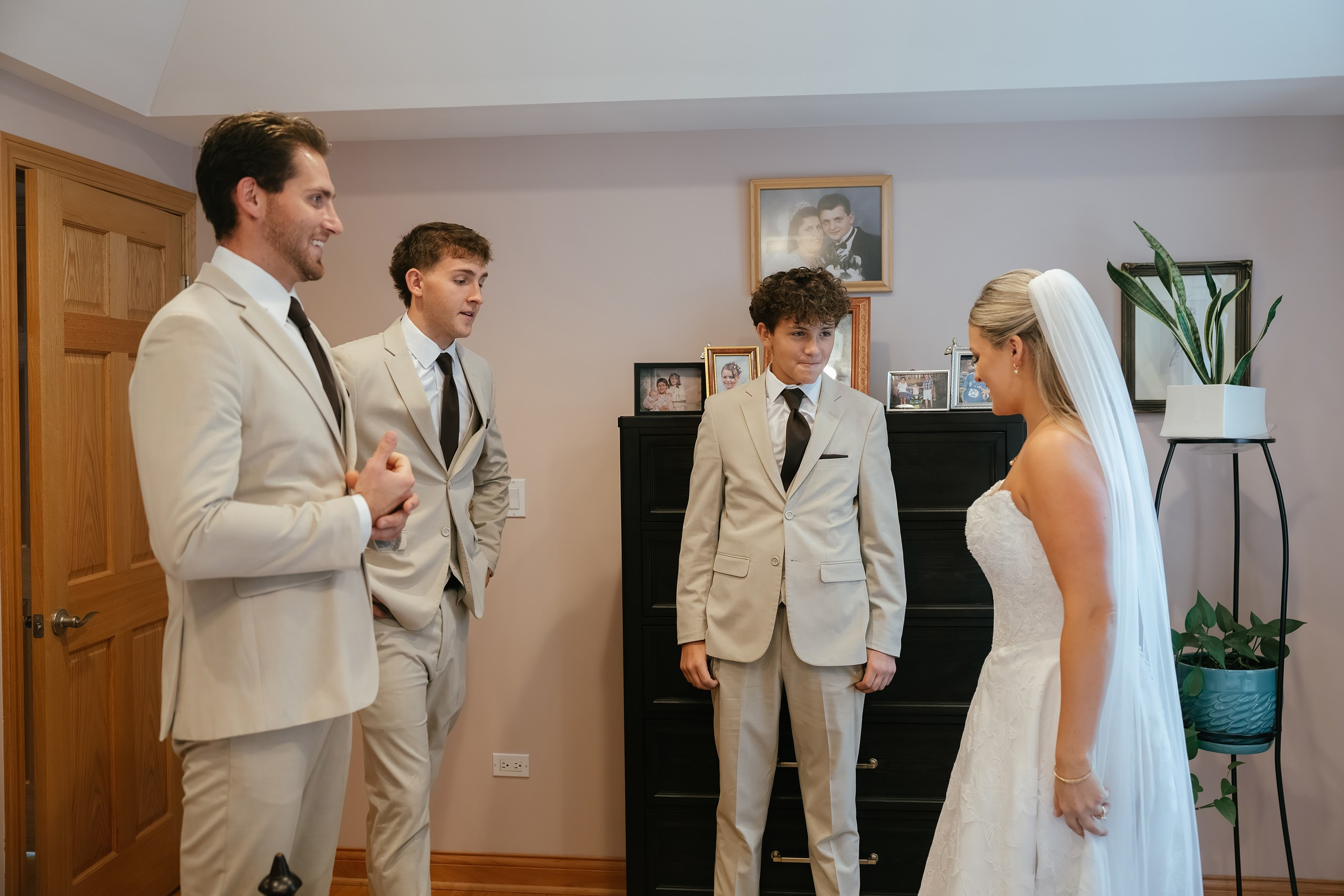 09.19.2026 Wedding. Wedding family event photographer in Chicago Nick Yushevich