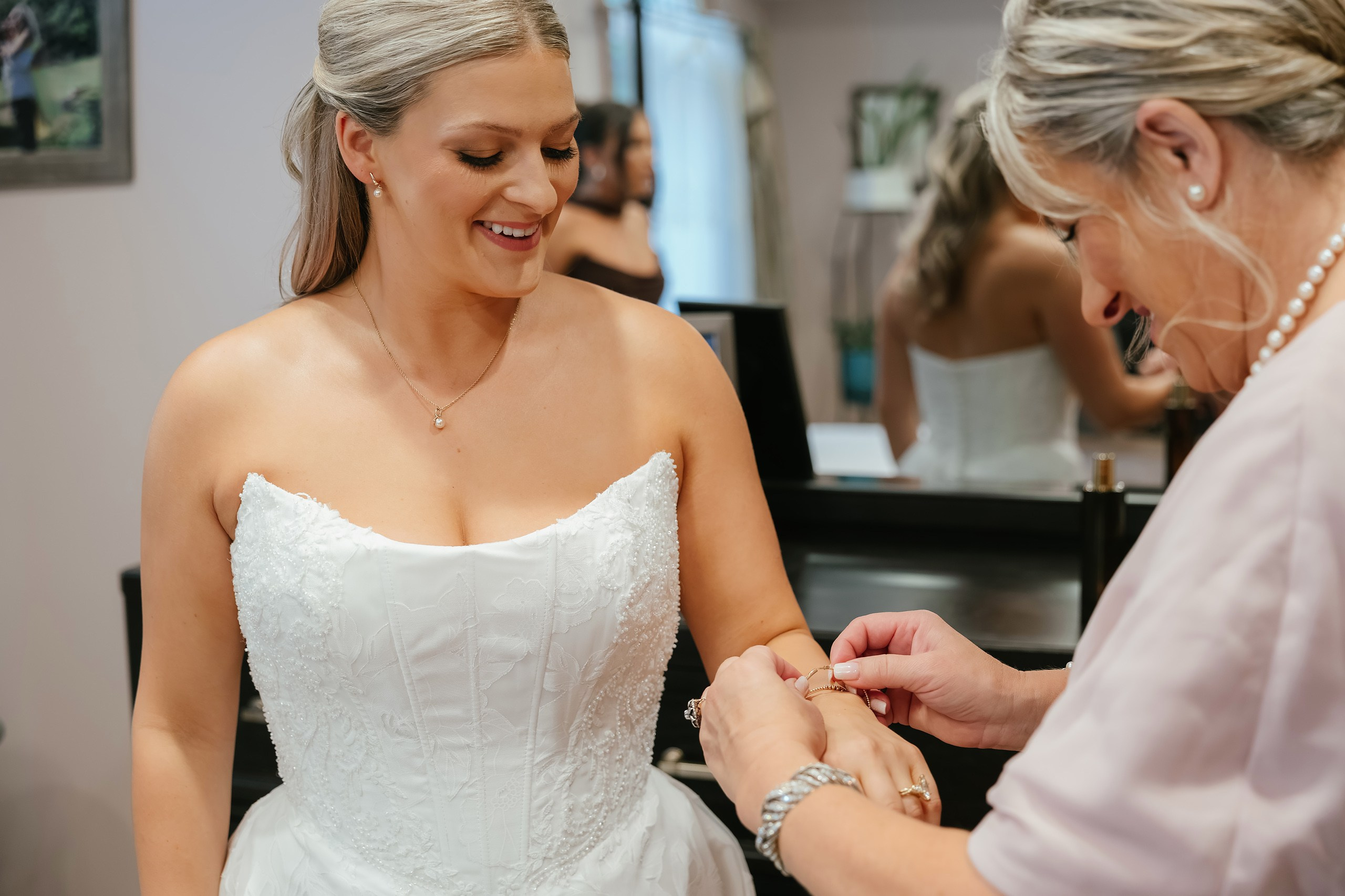09.19.2026 Wedding. Wedding family event photographer in Chicago Nick Yushevich