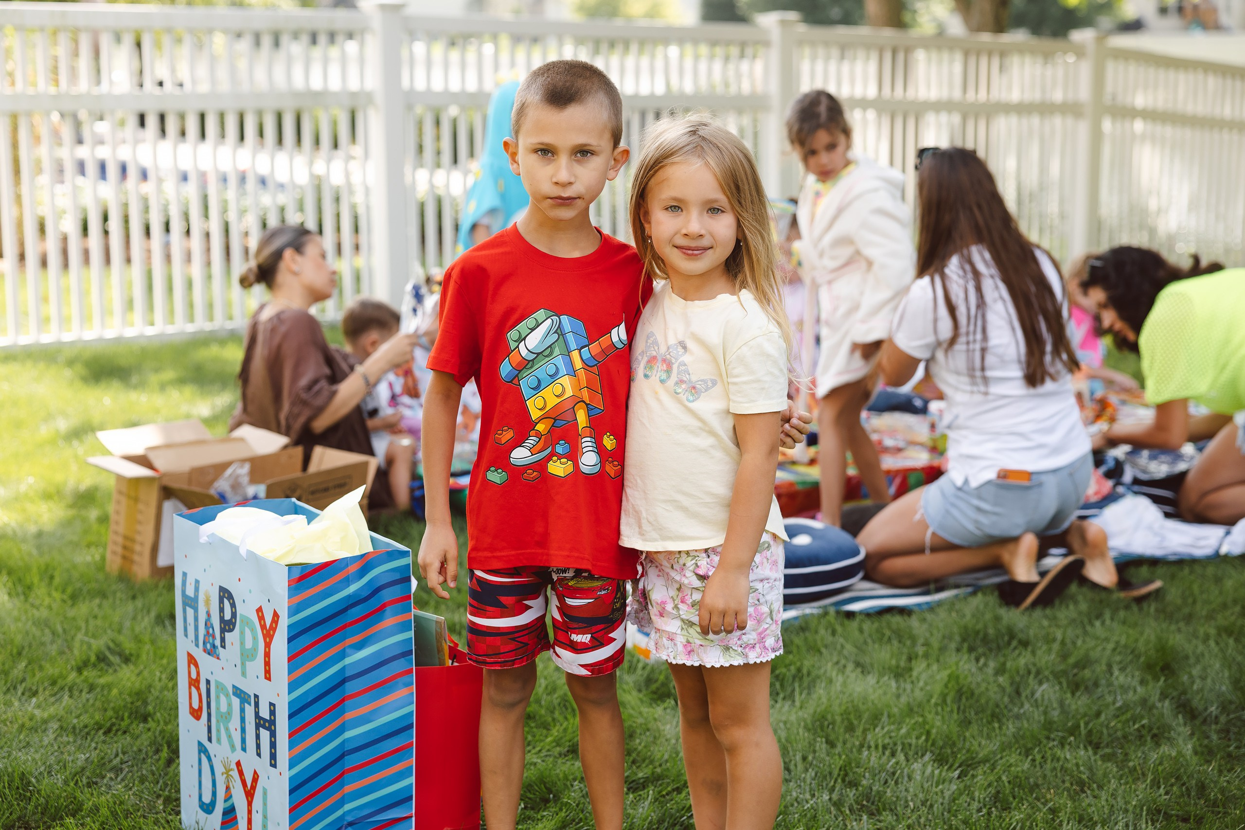 Birthday Party. Wedding family event photographer in Chicago Nick Yushevich