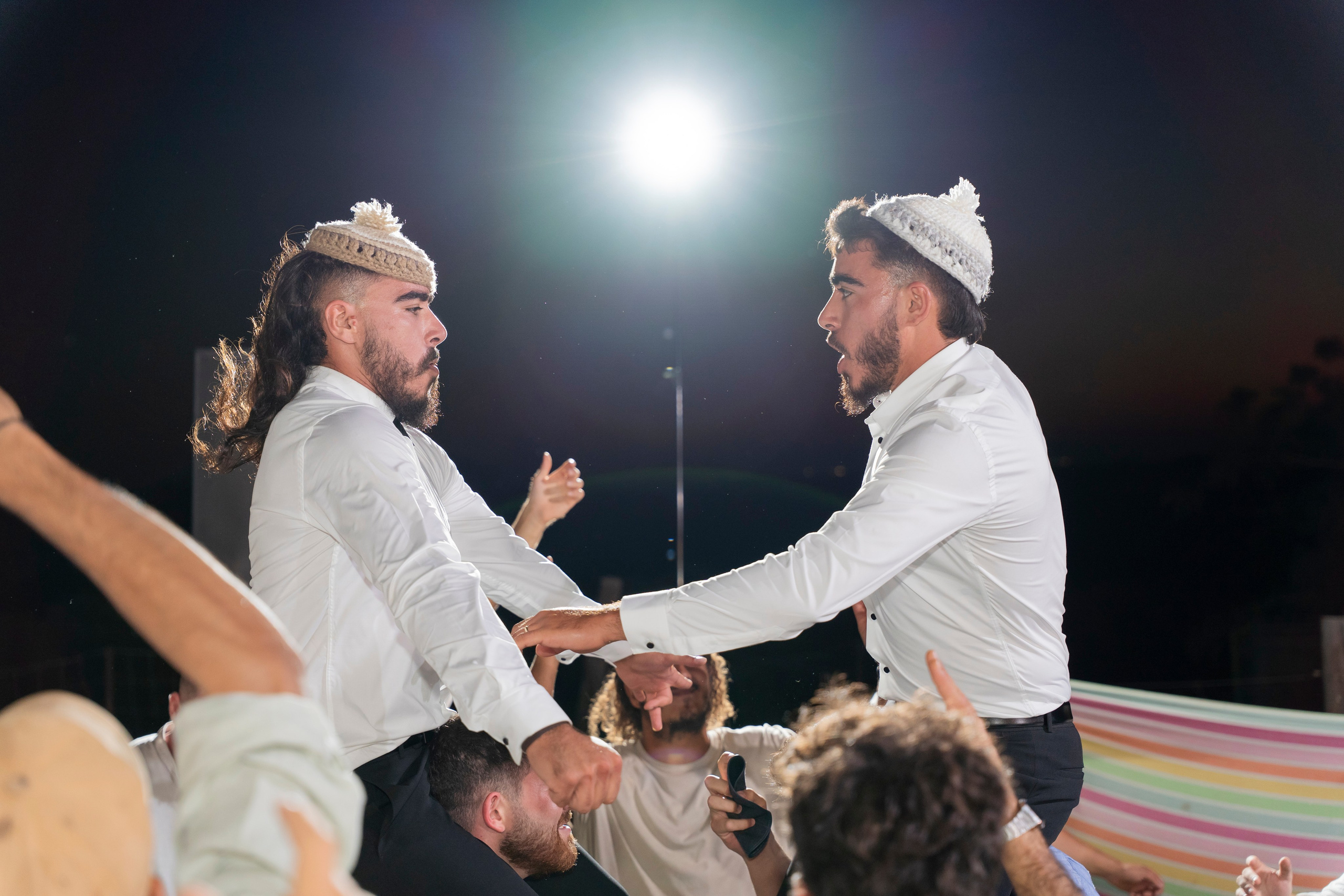 אביה ואחיה. יוסף מזרחי צילום חתונה, ברית וזוגיות. צלם מקצועי שאוהב להוציא אתכם הכי יפים ברגעים הכי מרגשים