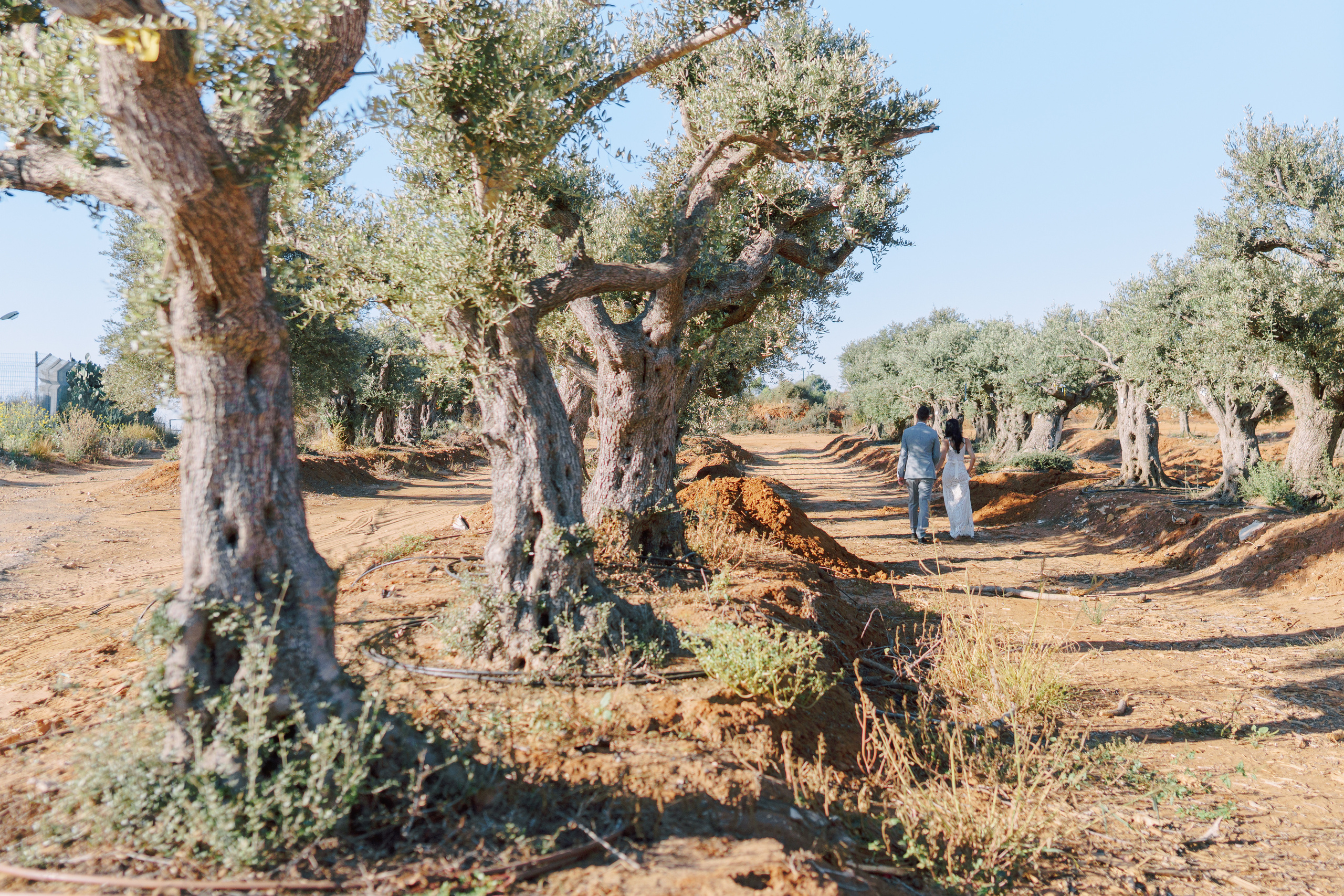 Touching wedding walk. Porto Travel Photographer | Couples & Vacation Photos in Portugal — WePortugal