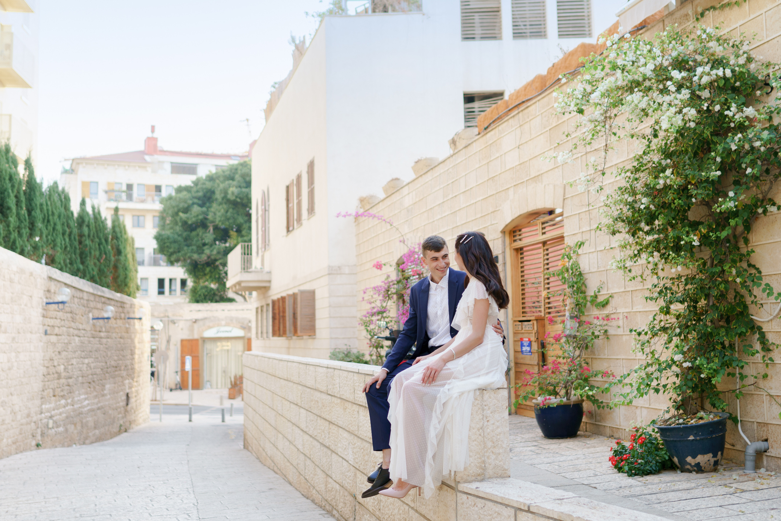 Свадебная прогулка в старом городе Яффо, Настя и Артем. Фотограф и видеограф в Португалии