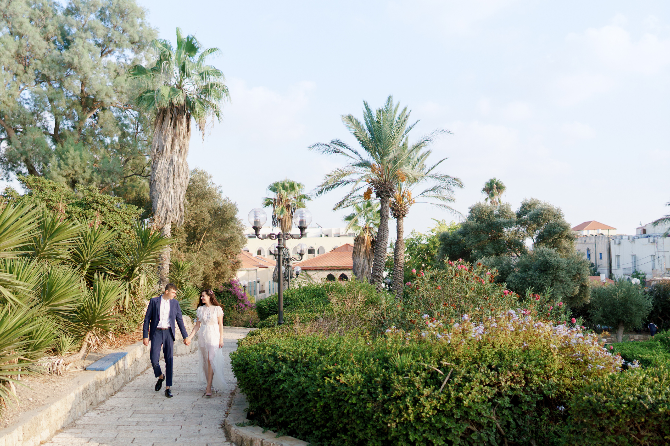 Свадебная прогулка в старом городе Яффо, Настя и Артем. Фотограф и видеограф в Португалии