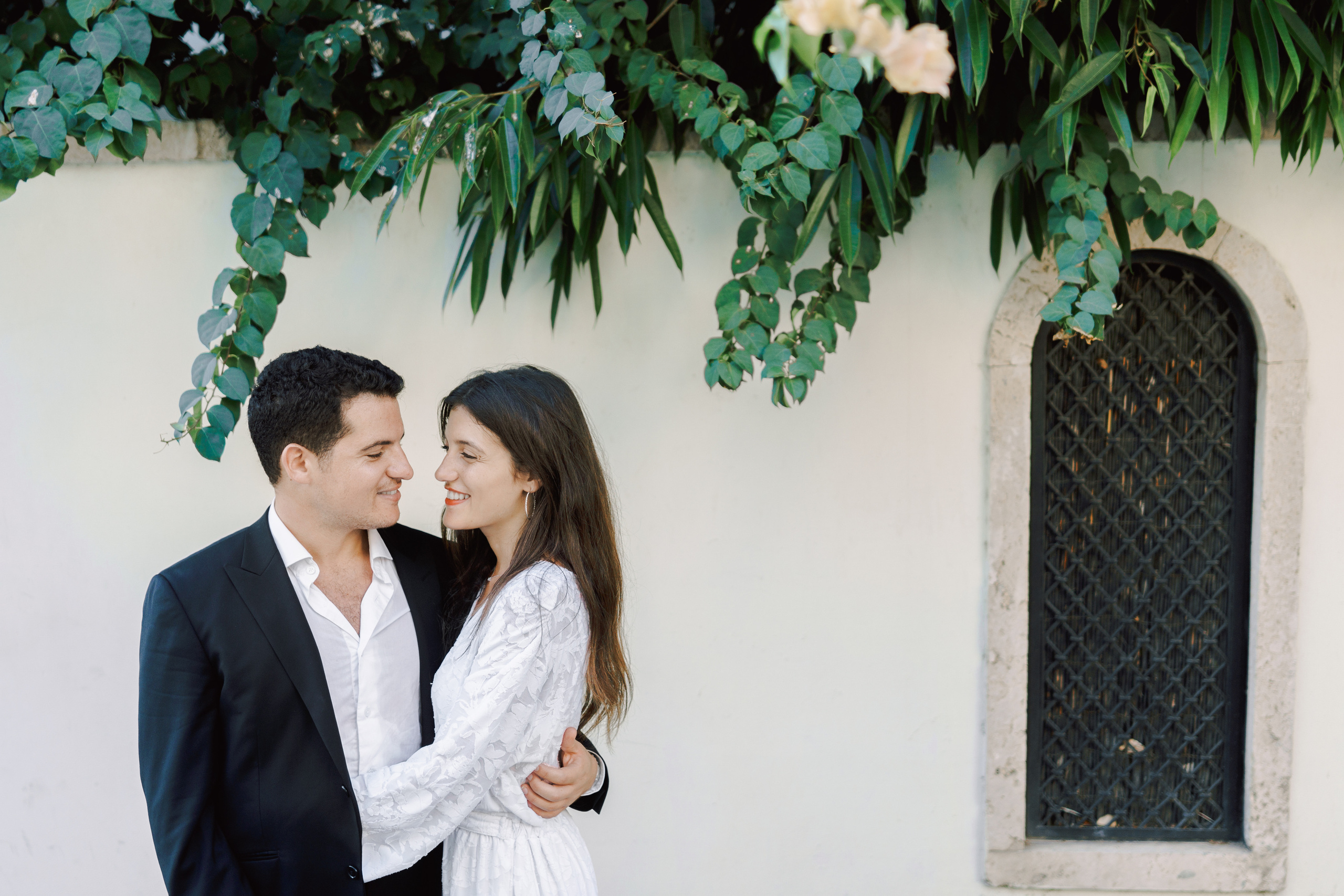 Yoel & Alex. Porto Travel Photographer | Couples & Vacation Photos in Portugal — WePortugal