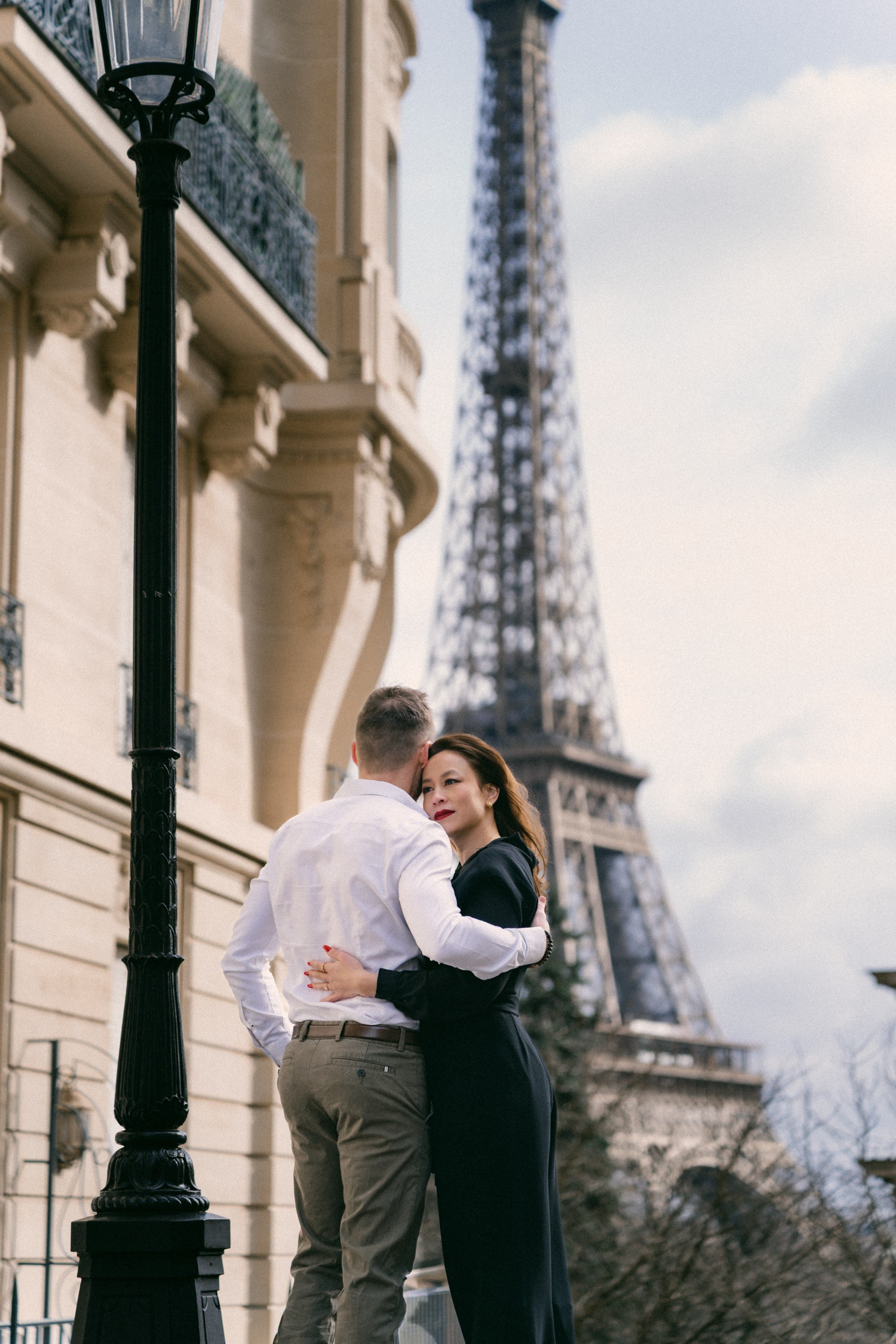 Love Story: Eiffel Tower. Paris Photographer & Videographer