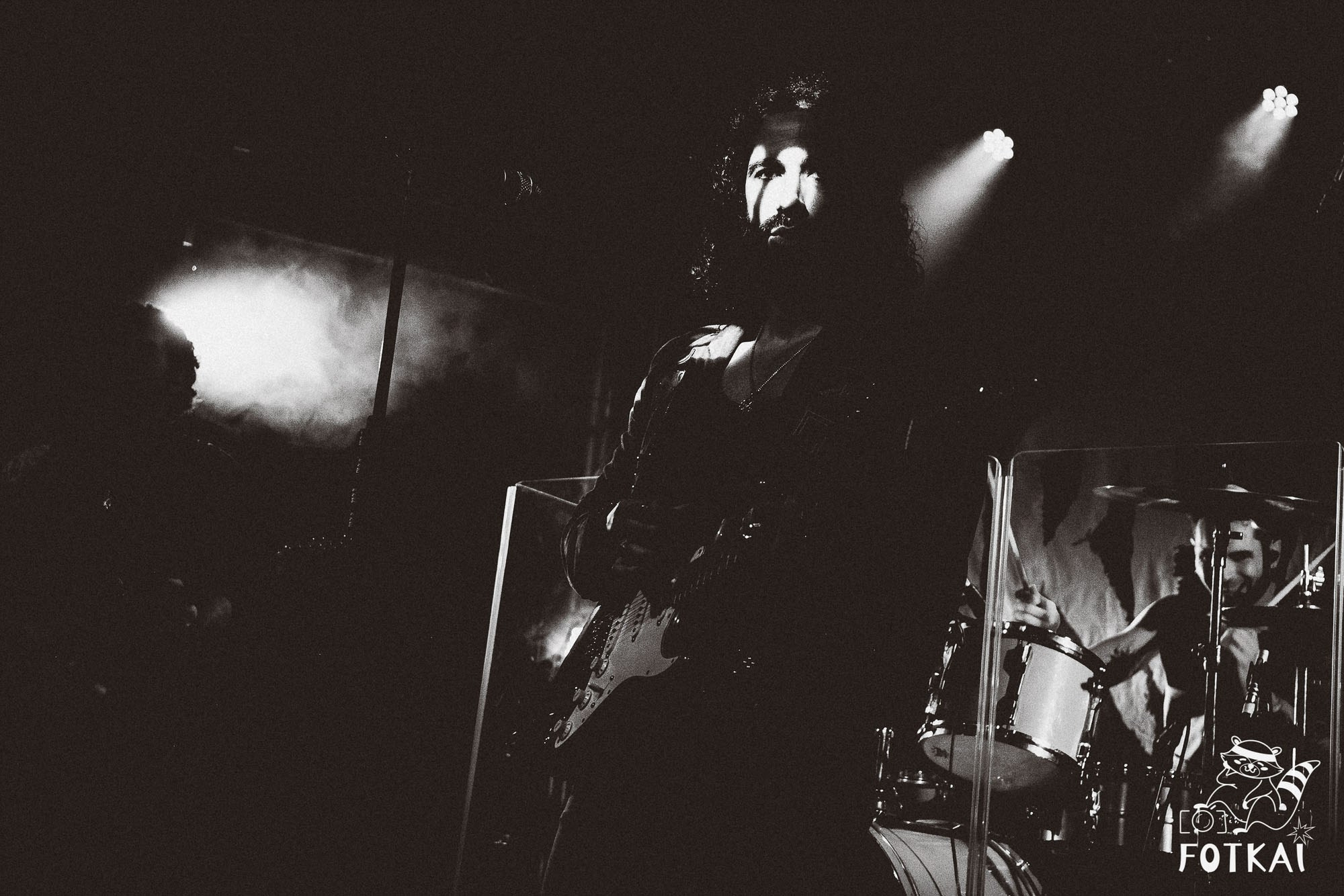 DENISDENIS — reportaje fotográfico del concierto en la Sala Marearock (Alicante) | FOTKAI