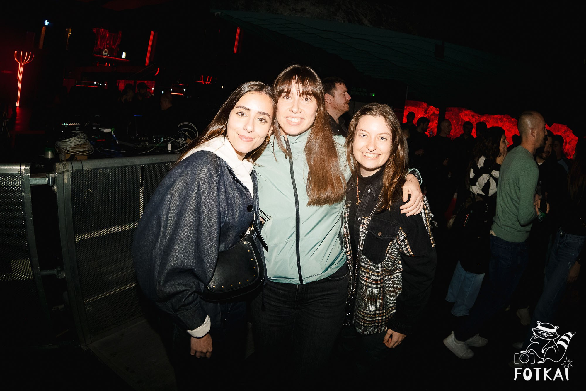 Barry B en Alicante 13 de febrero 2026: concierto épico de pop alternativo y energía en vivo | FOTKAI