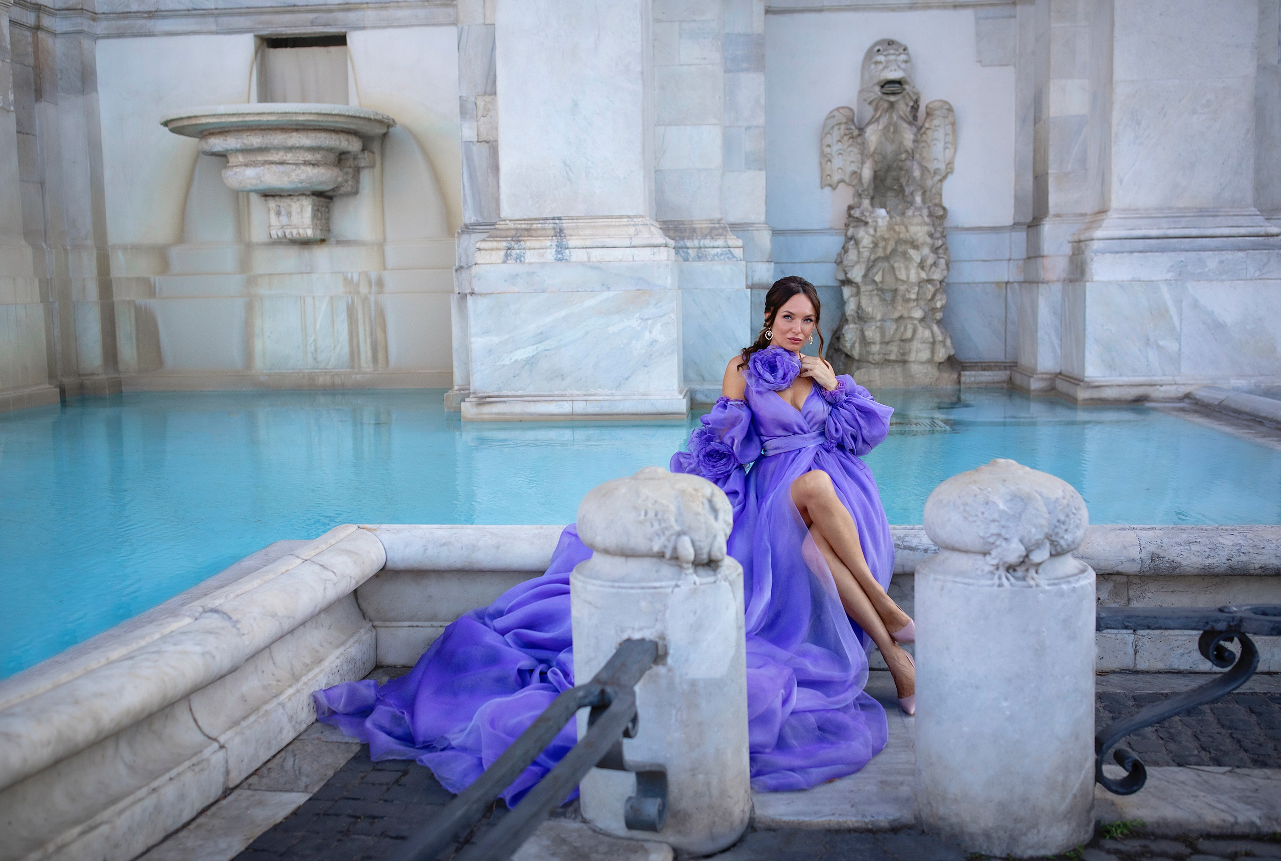 photographer in Rome, photographer Rome, Rome photographer, love story in Rome, fontana di Trevi, shooting in Rome, photo shooting Rome, fashion, fashion in Rome, fotografo Roma, фотограф в Риме, фотограф Рим. Flying dress in motion captured during a professional photoshoot in Rome