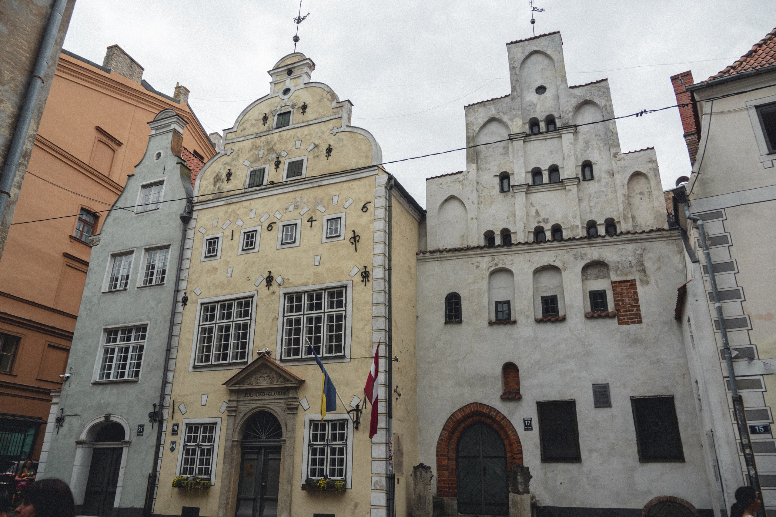 Voyage à Riga. Photographe sur Cote d’Azur. Portraits de familles, couples, enfants, événements