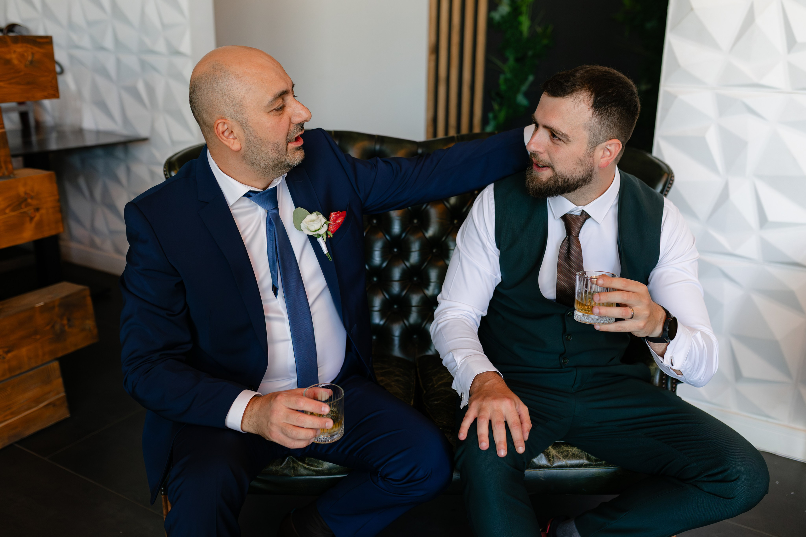 Flori & Cosmin. Main