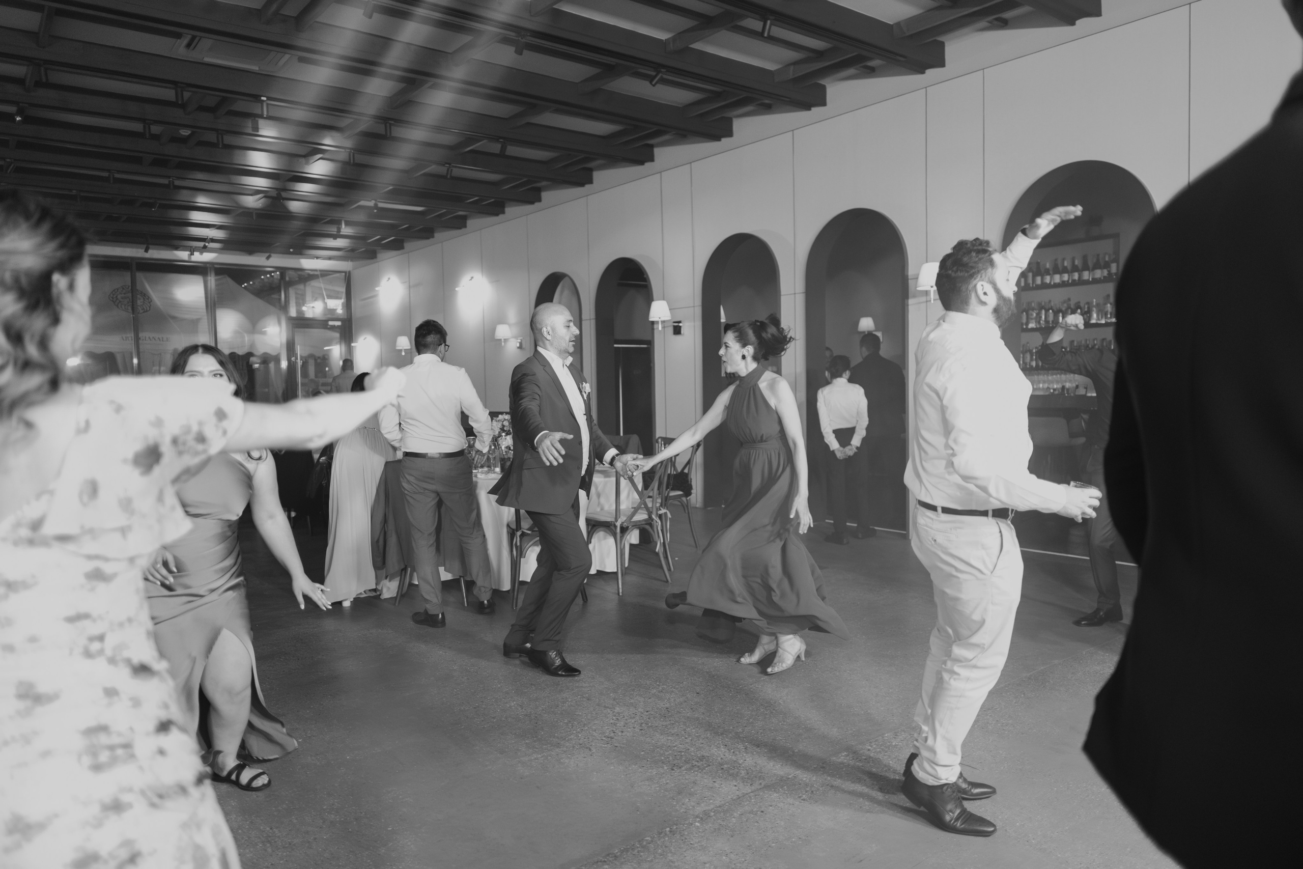 Flori & Cosmin. Main