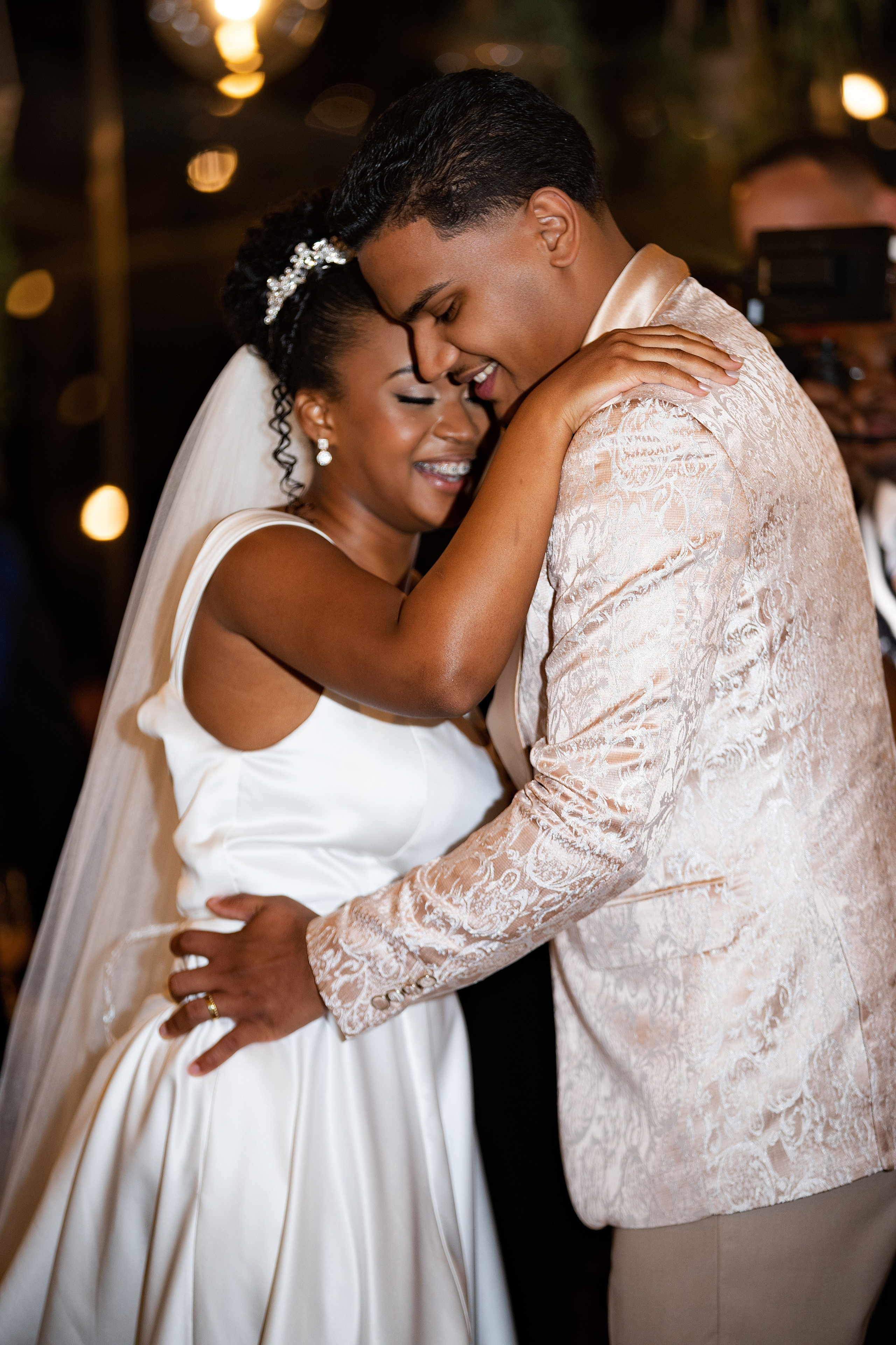 Elizandra & Joel. Fazemos o seu casamento ser lembrado por gerações