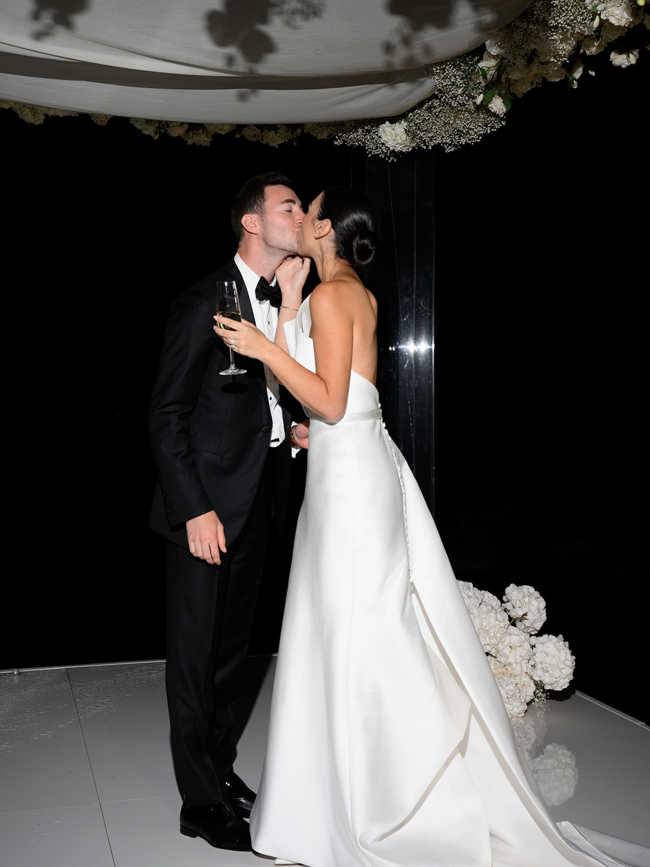 SYDNEY & REED. Bakasphoto wedding and lifestyle photography Latvia and Worldwide