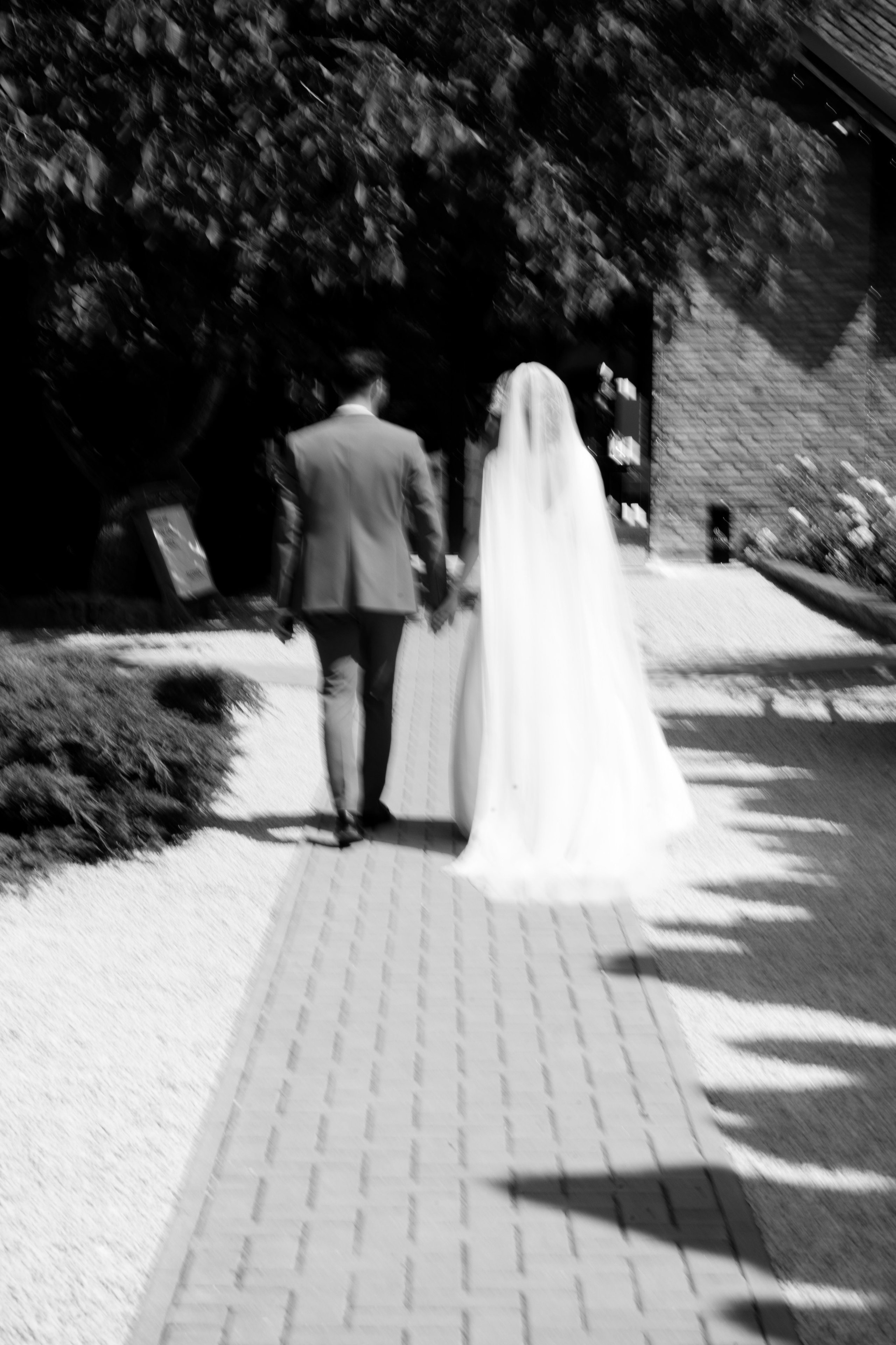 Octavia & Theo. Destination Wedding Photographer Alex Pasarelu