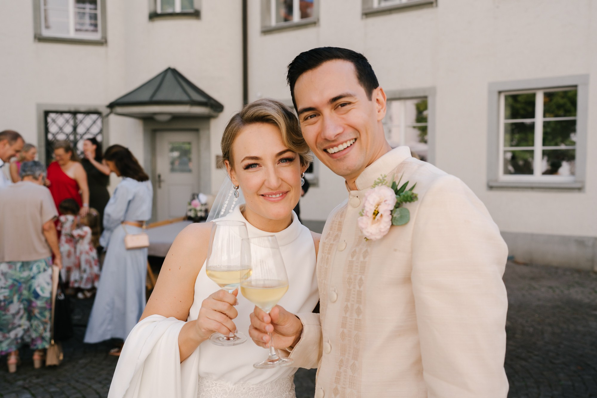 Wedding ceremony in St Gallen Cathedral by photographer in Switzerland. Inna Zaytseva Photography | Photographer in Munich | Content Creation