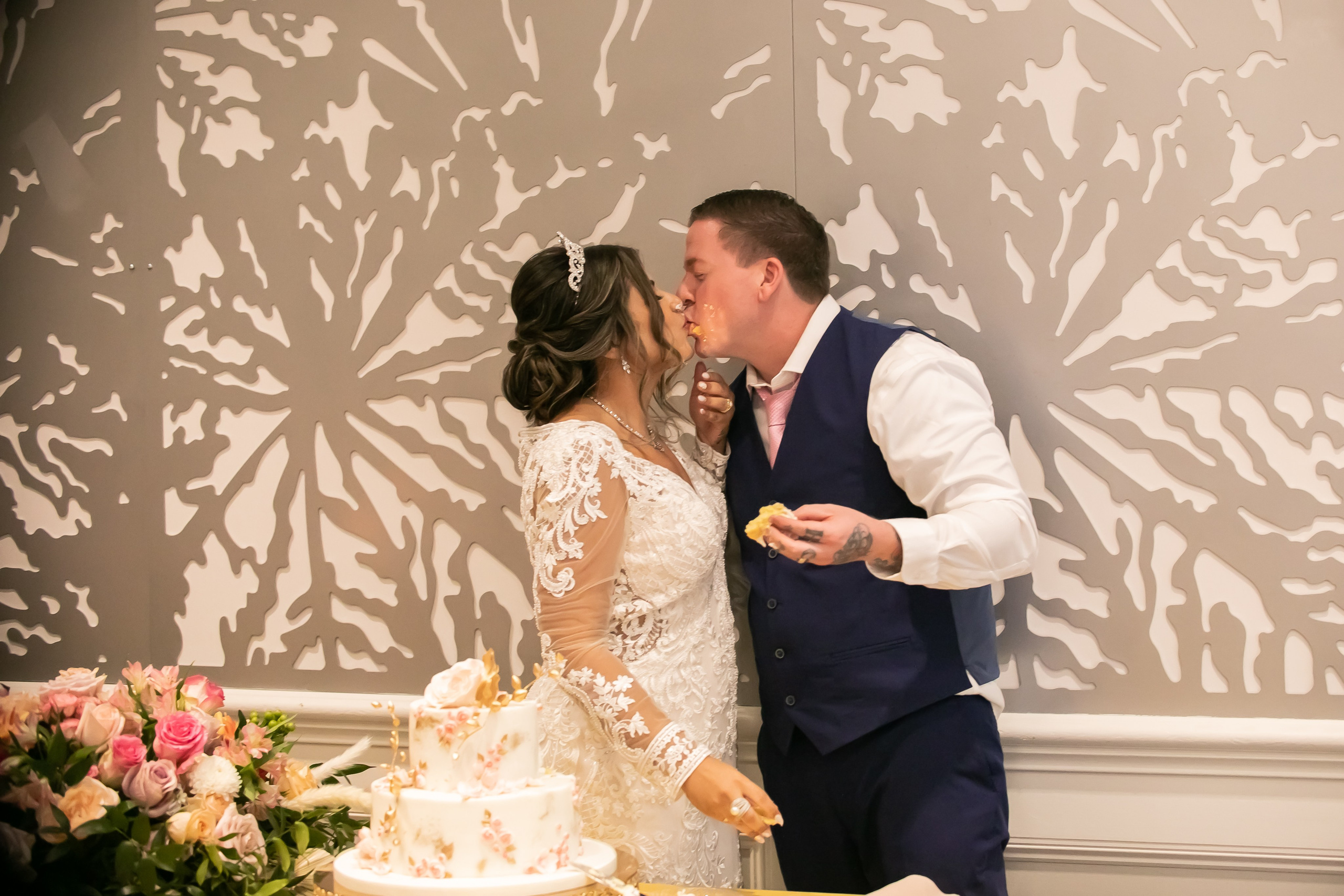 Wedding in The Lue Gardens intimate wedding photography. Lana Photography — Wedding & Family Photographer in Florida & Beyond