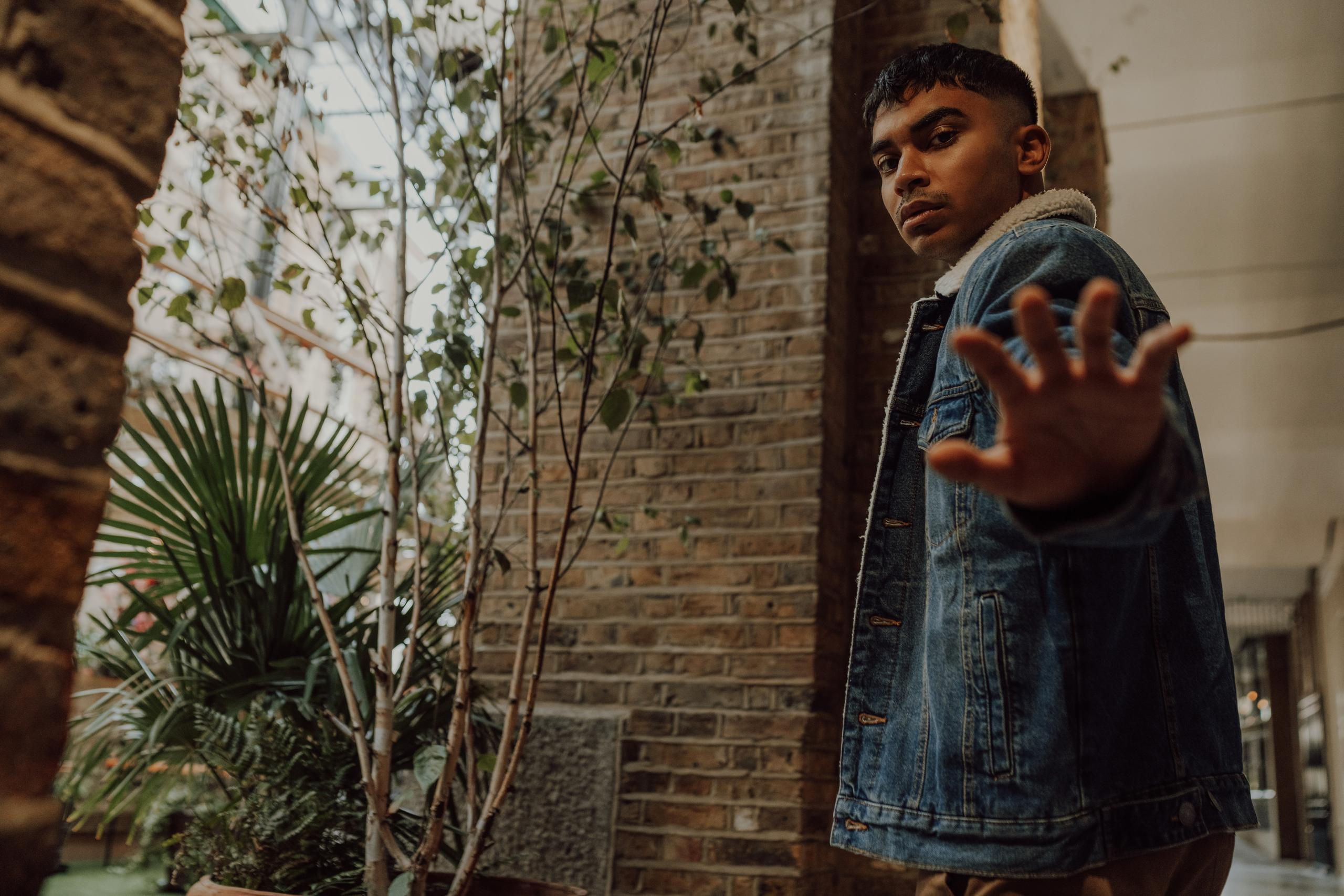 Portrait session by Tower Bridge. London portrait and family photographer