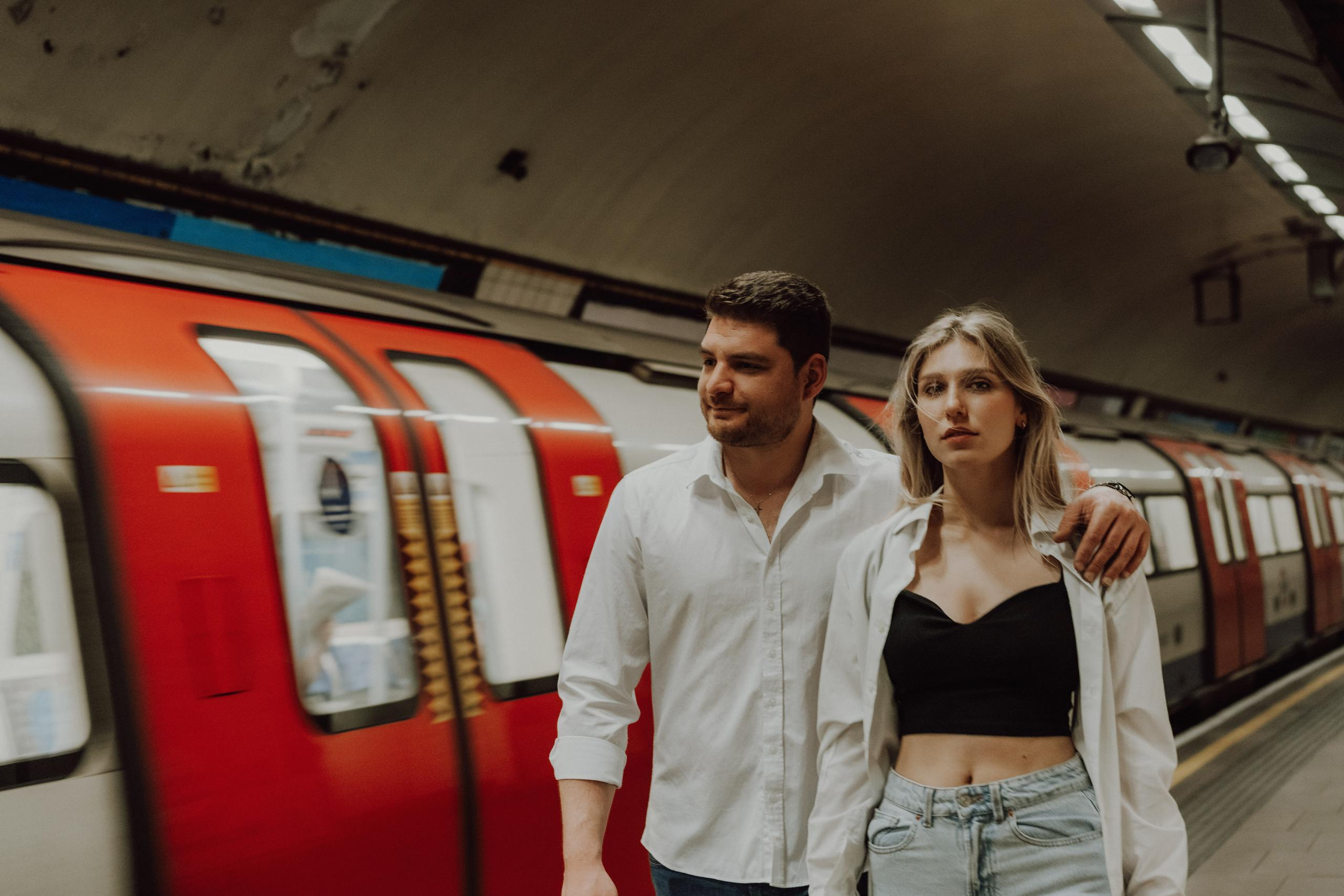 Engagement session in the tube|Bakerloo line. London portrait and family photographer