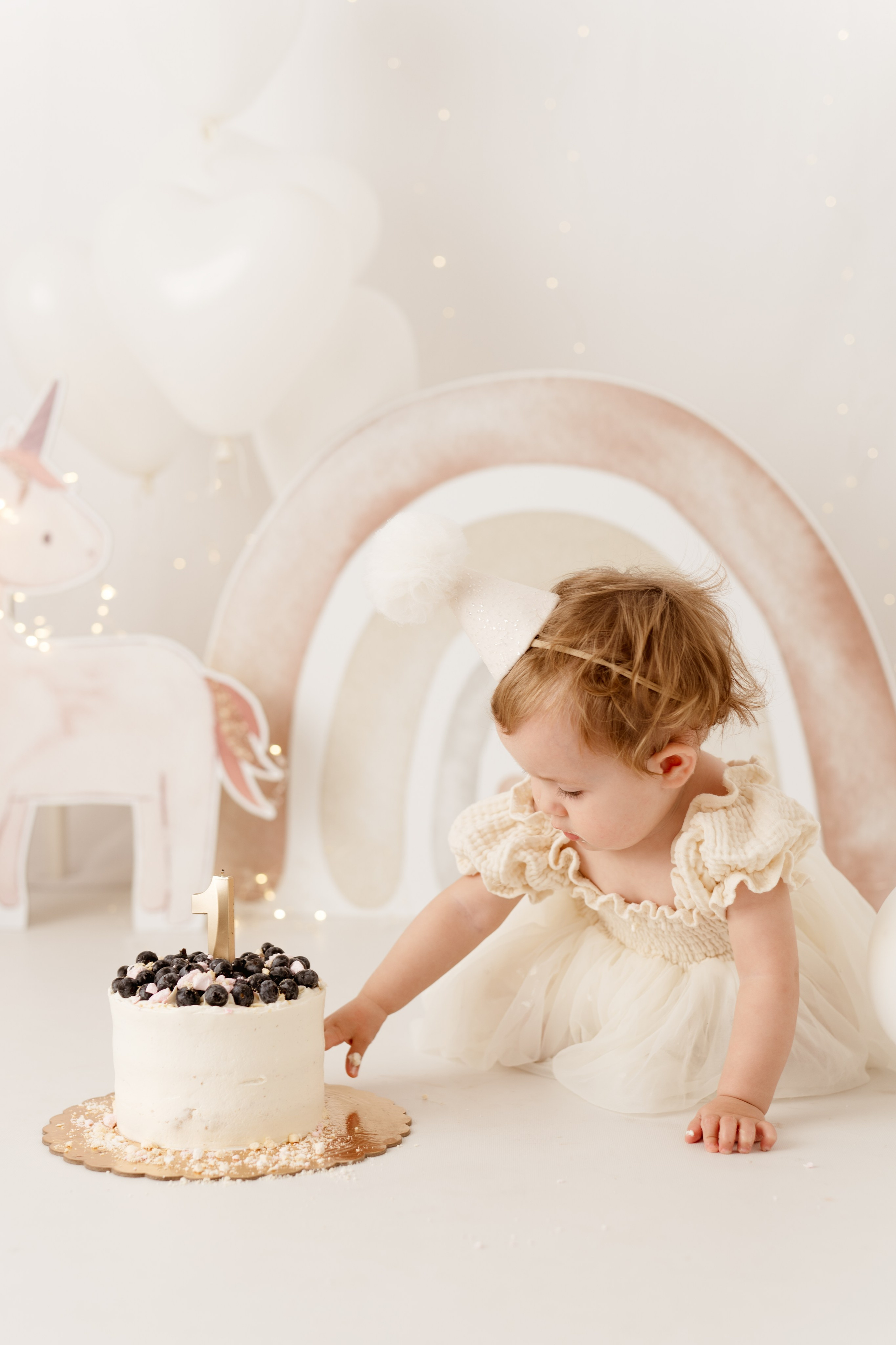 Sesja roczkowa Alicji. Fotograf Łódź - sesja ciążowa, noworodkowa, dziecięca. Studio w Łodzi