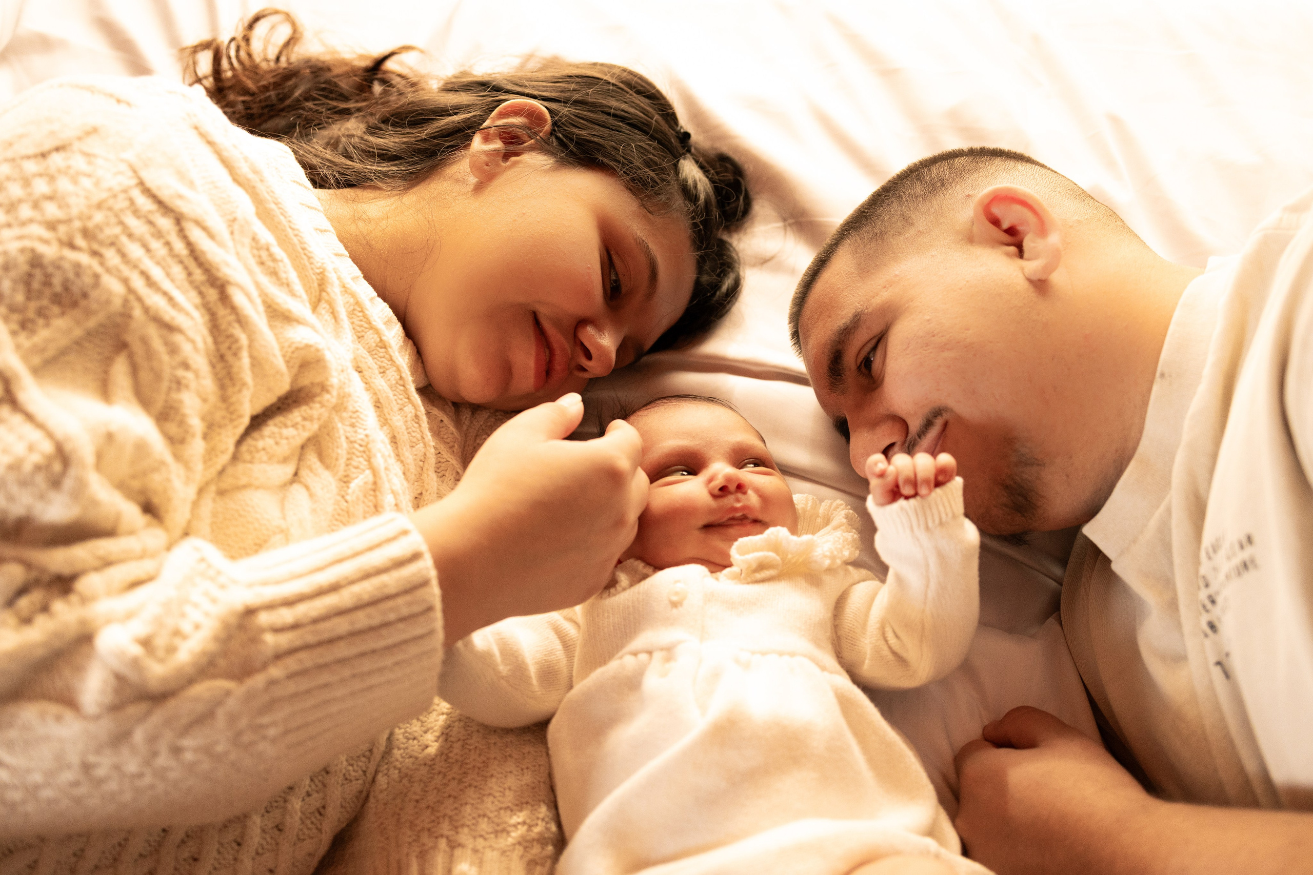 Newborn lifestyle documentary photographer