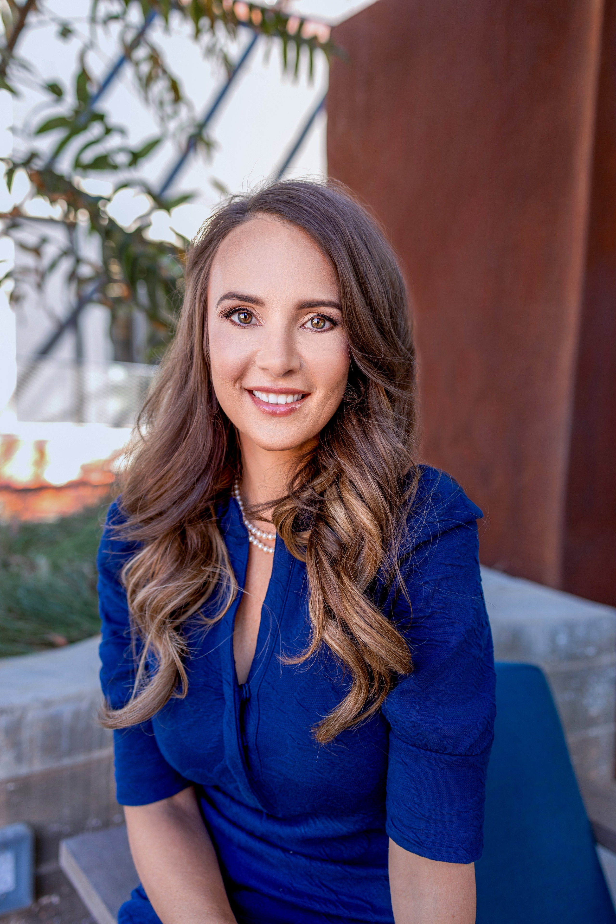 Business headshot. Anaeliseevaphoto.com