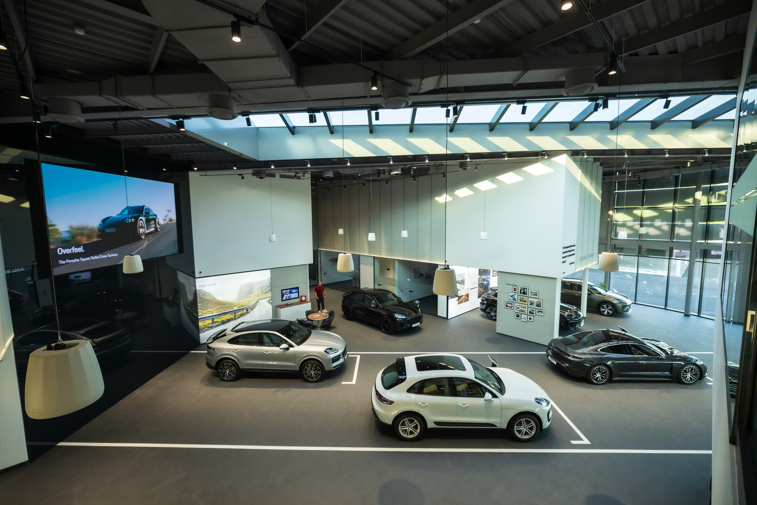 PORSCHE STUDIO. Профессиональная Фото-Видео Студия Геннадия Нестеренко | Ташкент и Весь Узбекистан