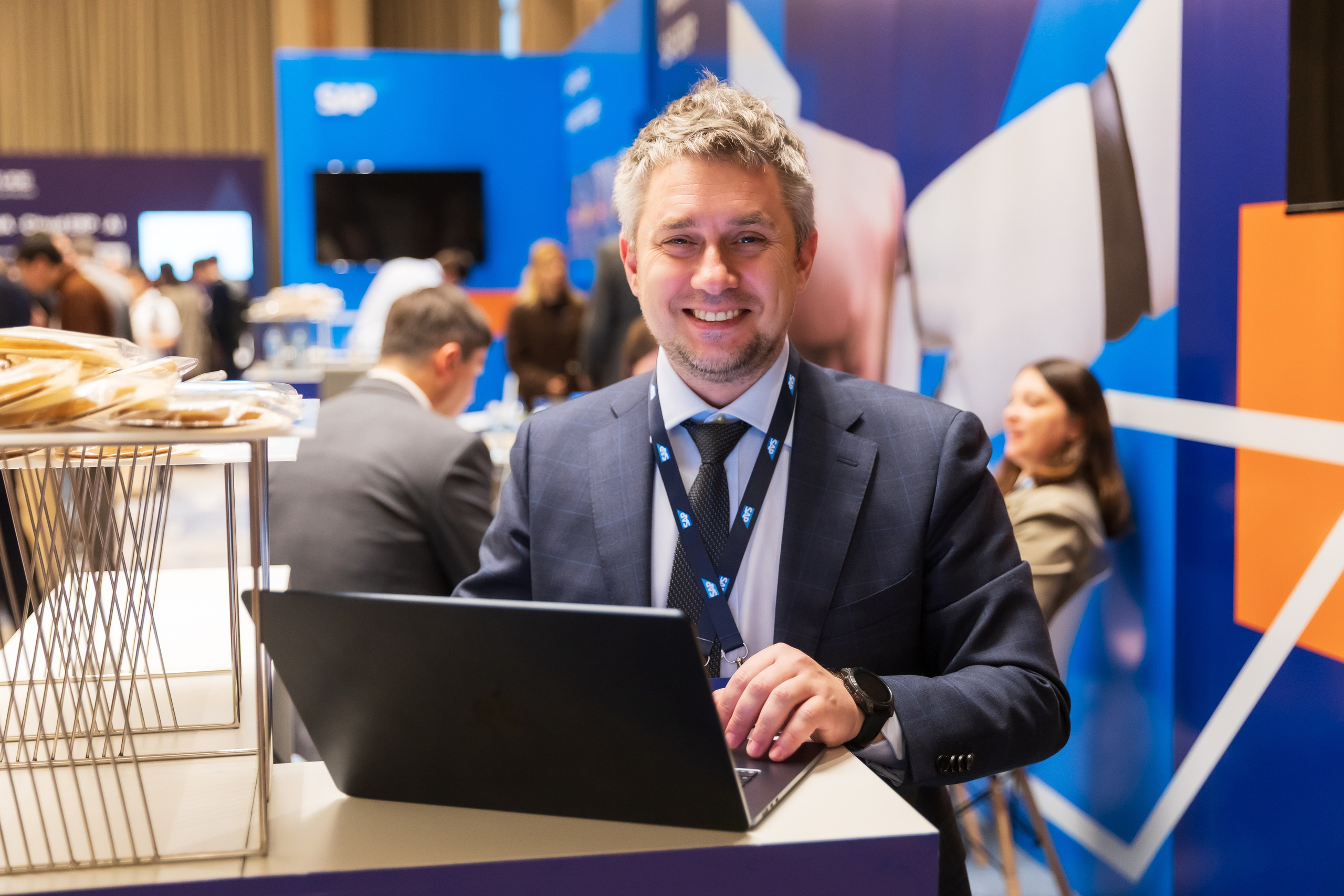 SAP — мировое цифровое решение для управления бизнесом. Профессиональная Фото-Видео Студия Геннадия Нестеренко | Ташкент и Весь Узбекистан