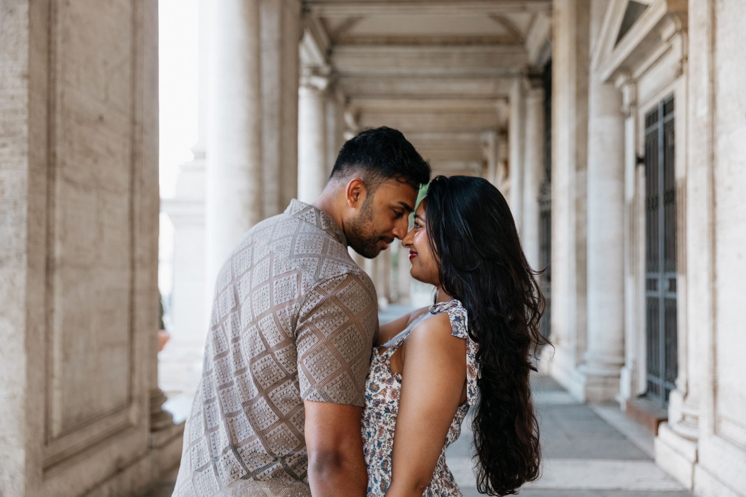 Couple photoshoot in Rome. Photographer in Rome