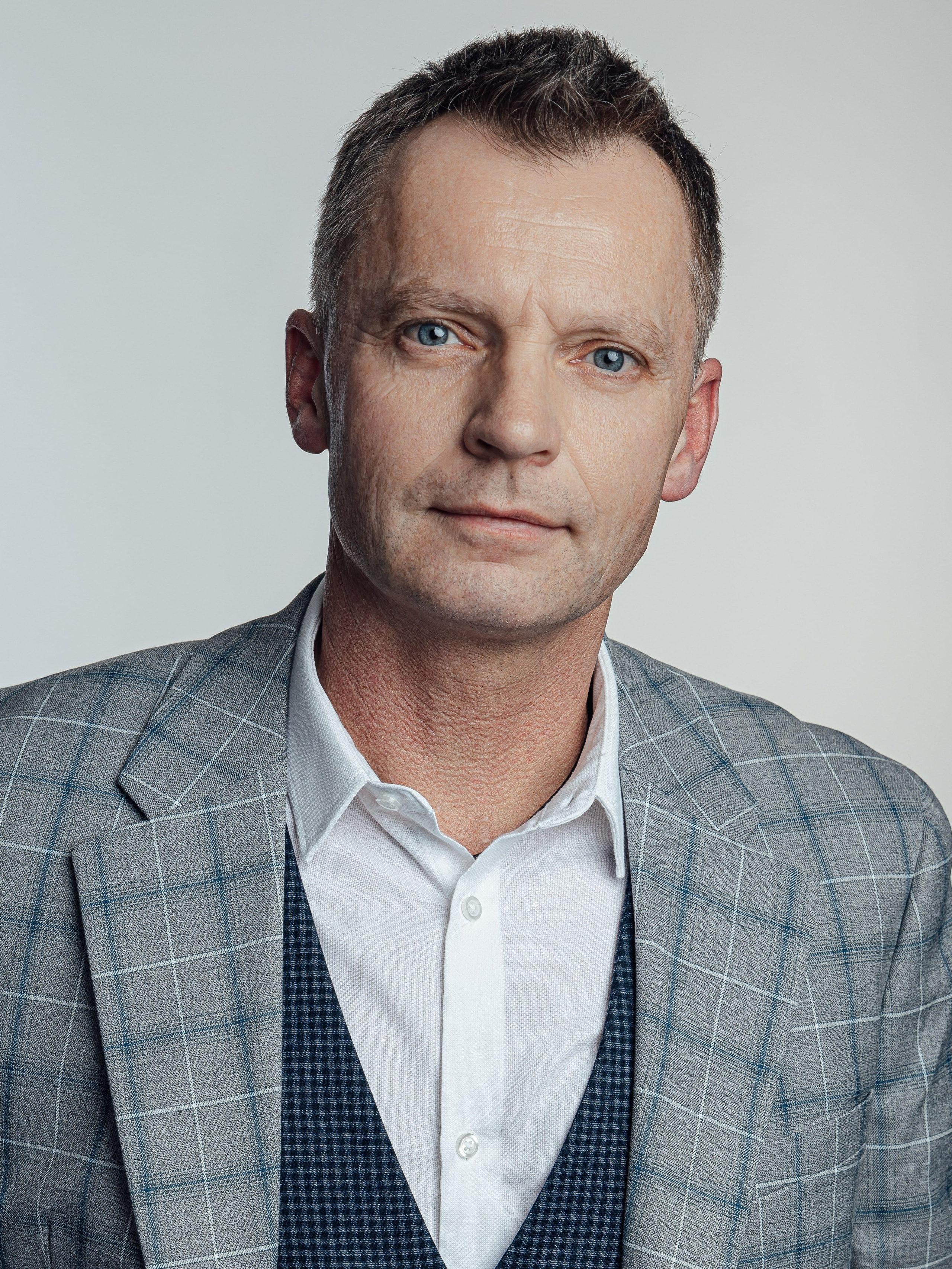 Biznis Portrét. Professional photographer Bratislava — Pasha Borsai