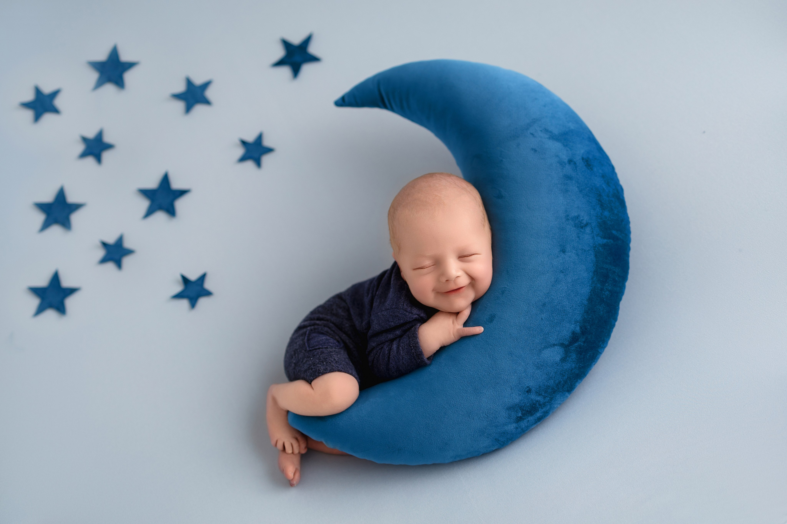 Neugeborene. Neugeborene- Schwangerschaft- und Kinder Fotografin in Lehre