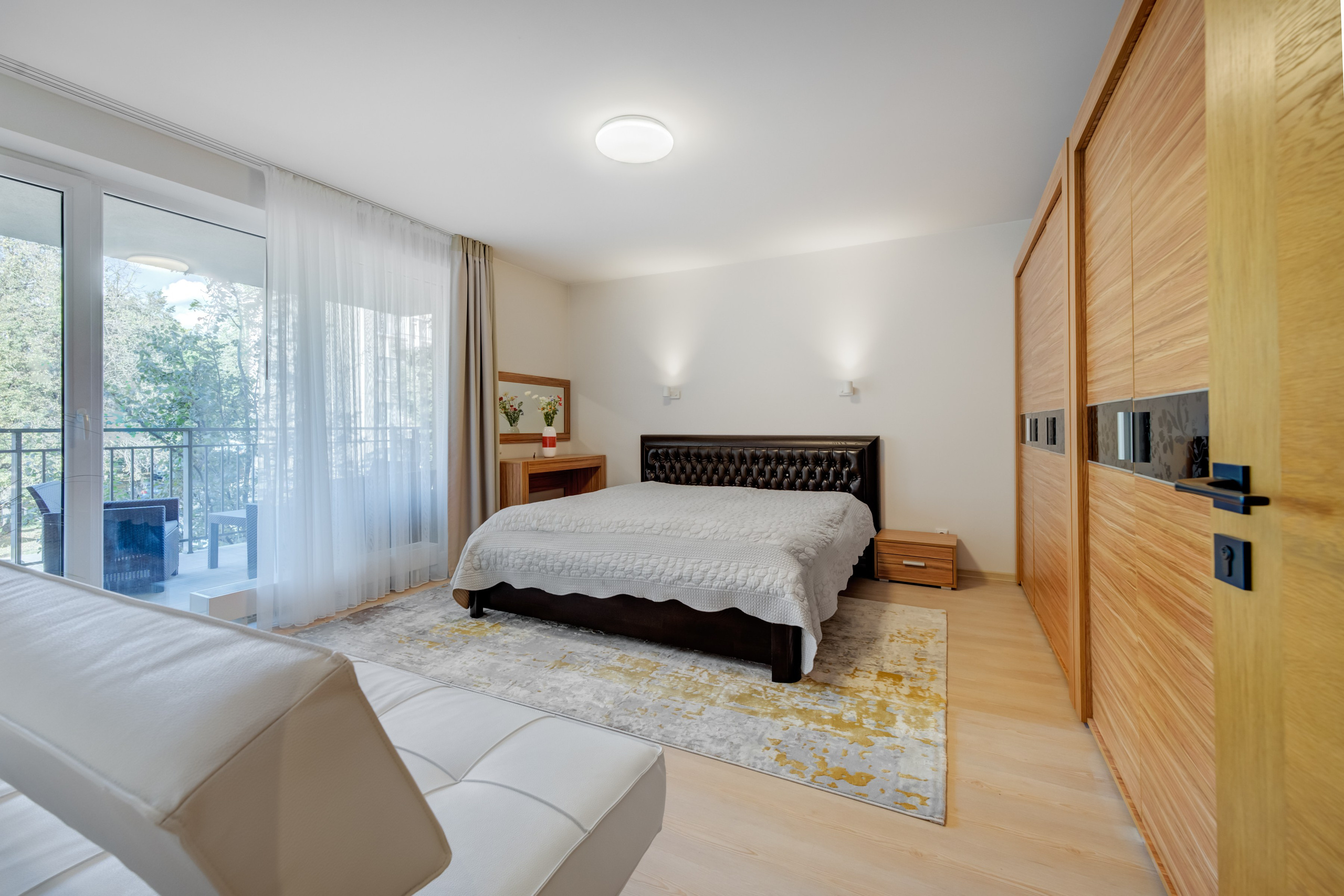 Birželio 23-sios g. 15. Elina Sapiega fotografė Vilniuje