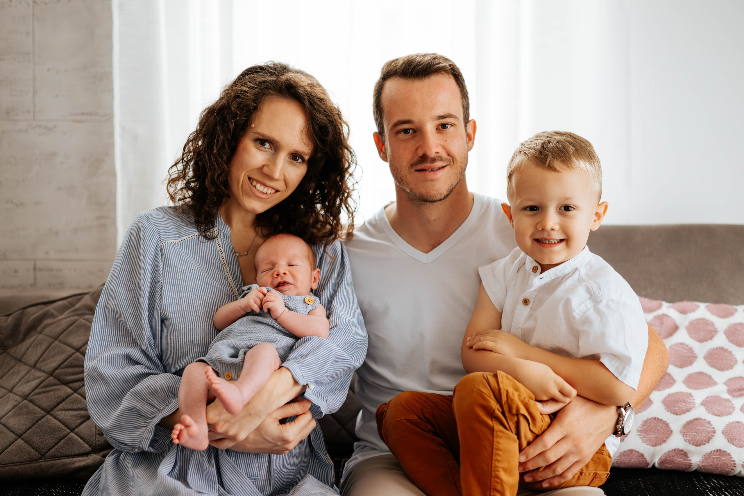 Sanja, Dušan, Teodor i Viktor - porodično fotografisanje. Dečiji i porodični fotograf